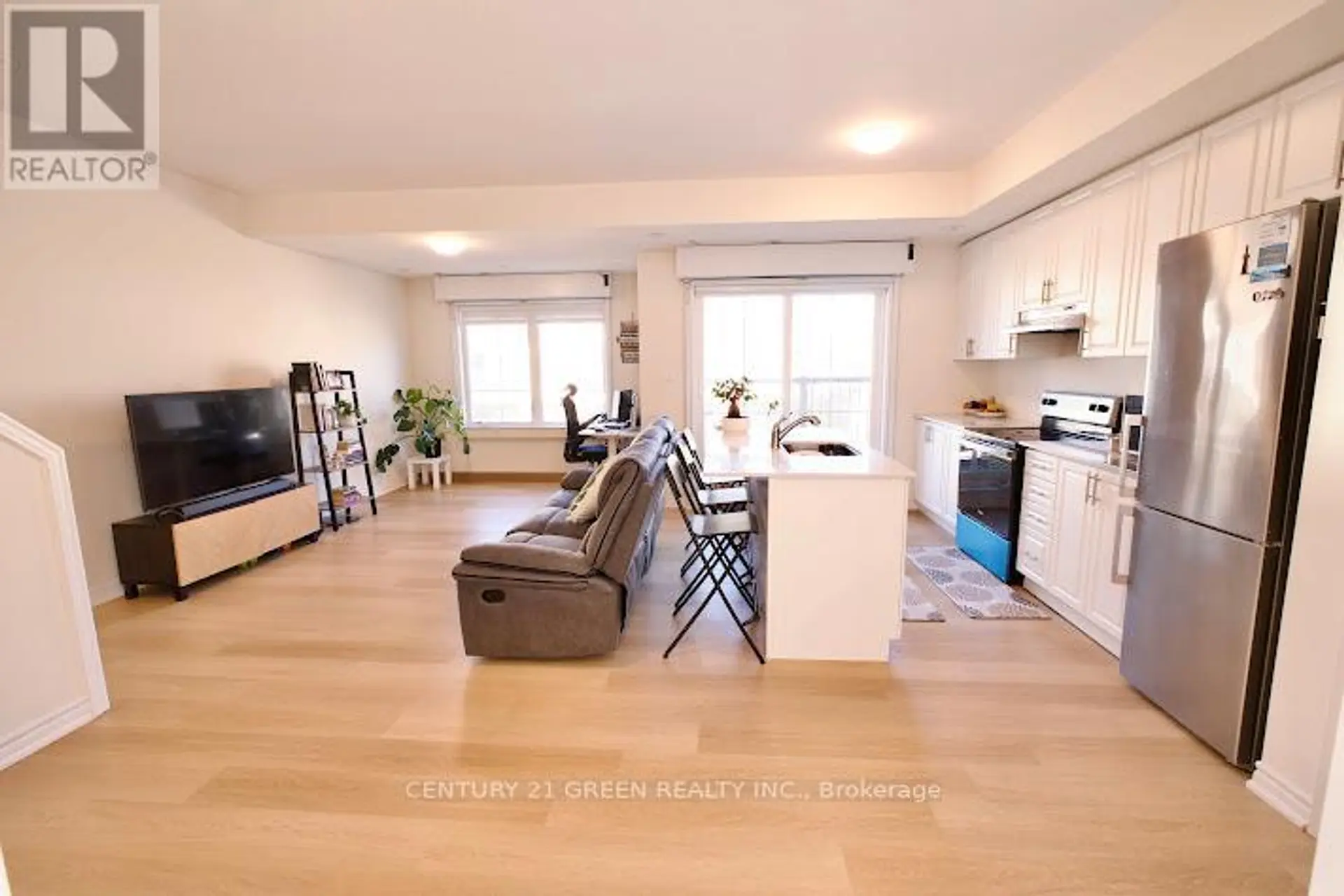#8 480 BERESFORD PATH - Image 5