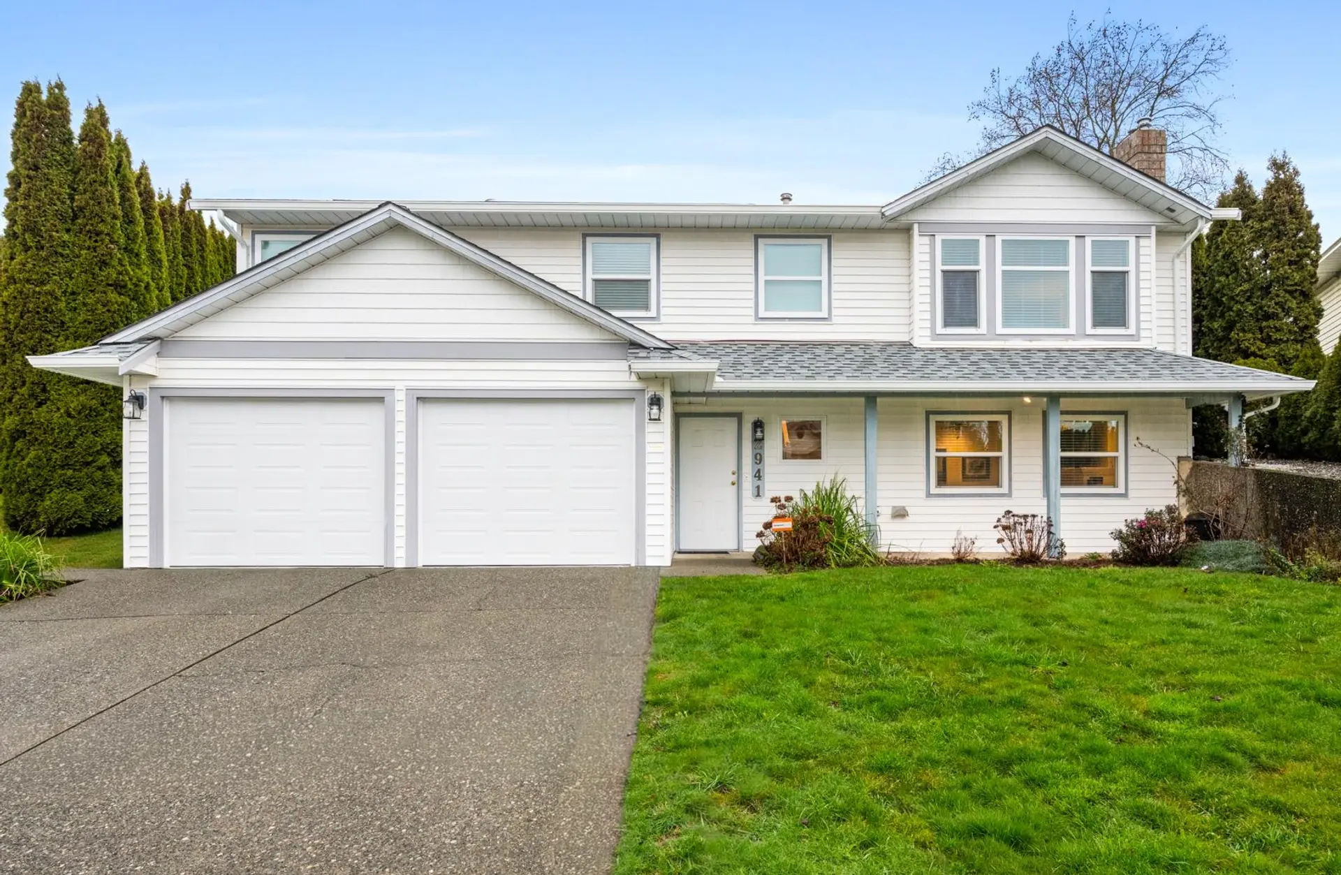 Property at 2941 Edgehill Avenue, Abbotsford, BC