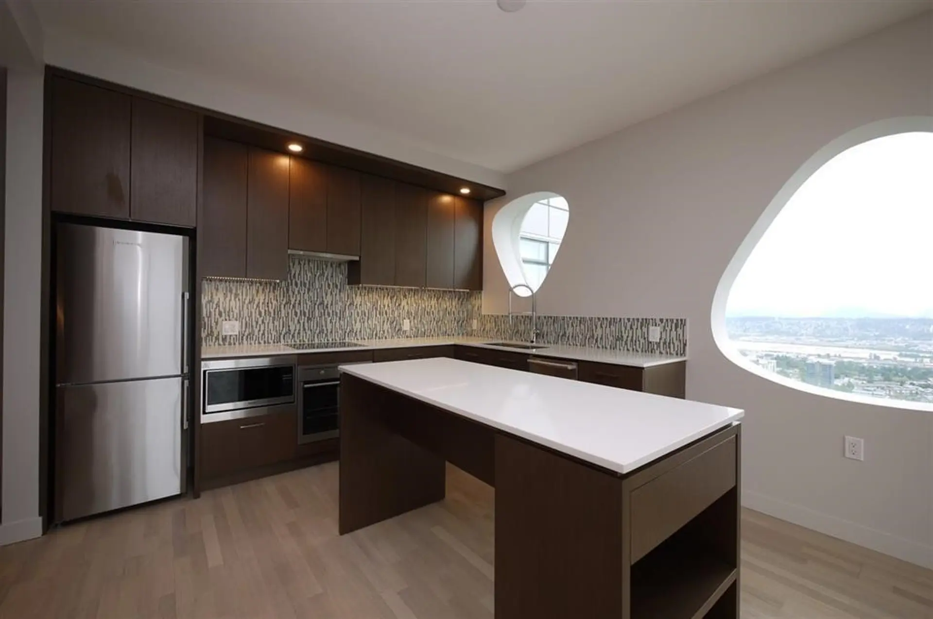 #4501 13495 Central Avenue - Image 4