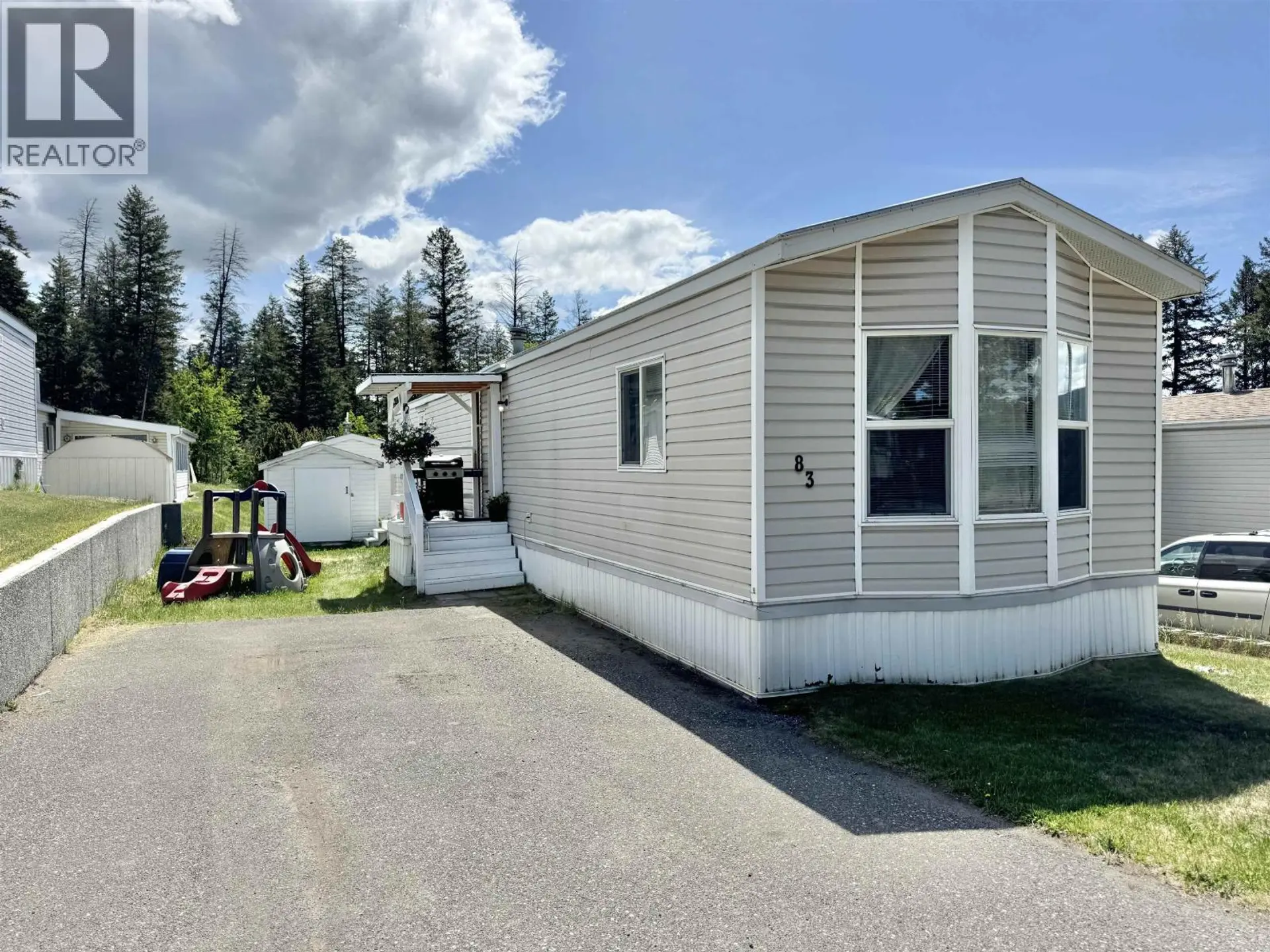 #83 770 N ELEVENTH AVENUE - Image 2