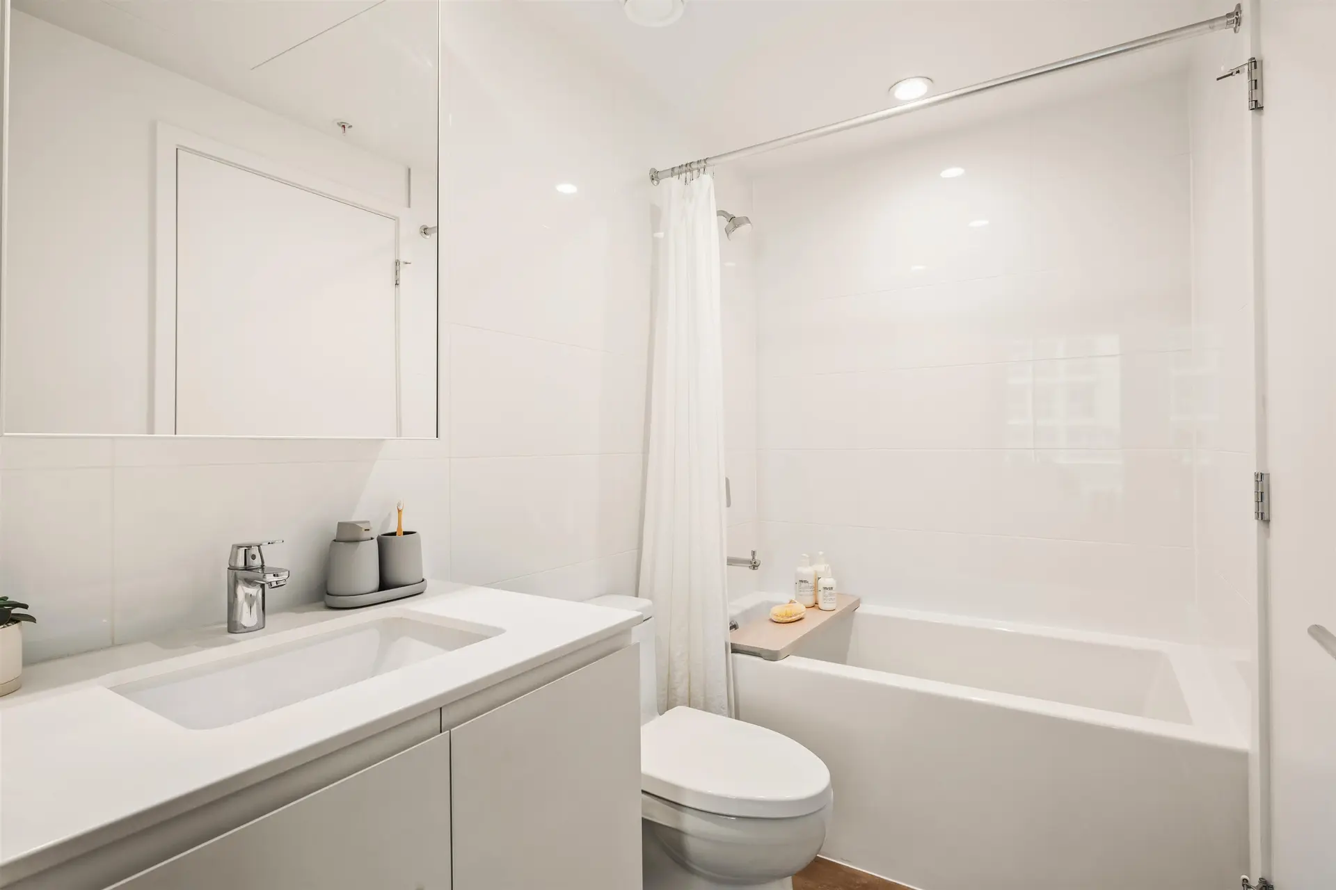 #2405 3888 Evergreen Place - Image 6