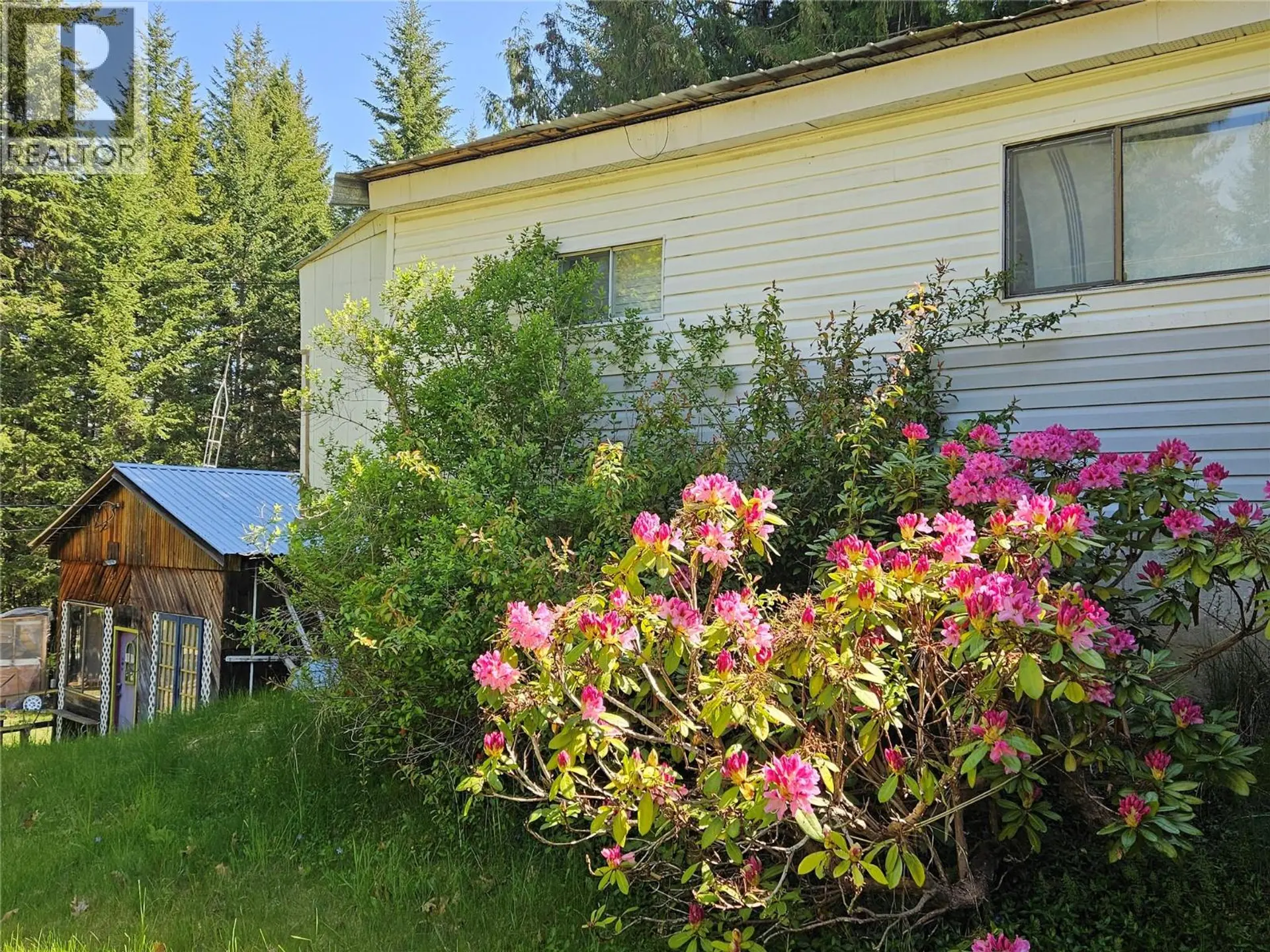Property at 115 Lower Fauquier Road Lot# 1, Fauquier, BC