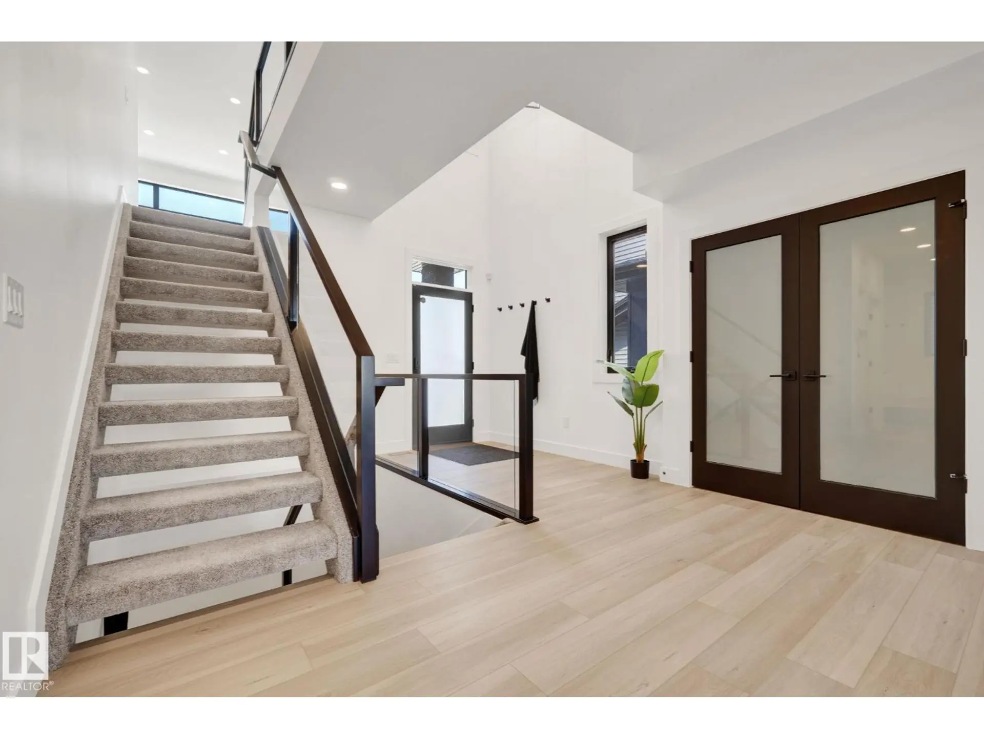 5455 KOOTOOK RD SW - Image 2
