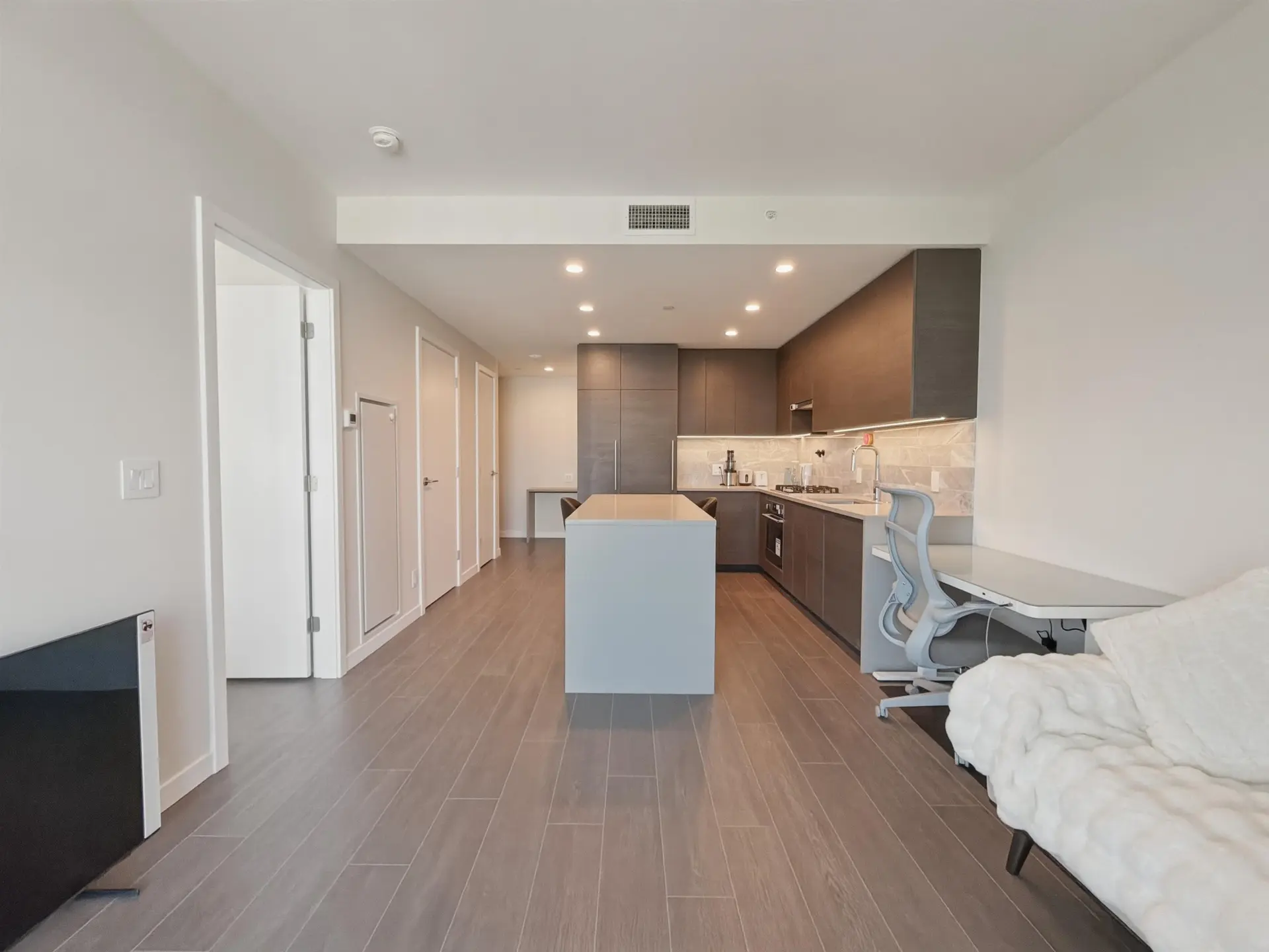 #2707 2108 Gilmore Avenue - Image 2