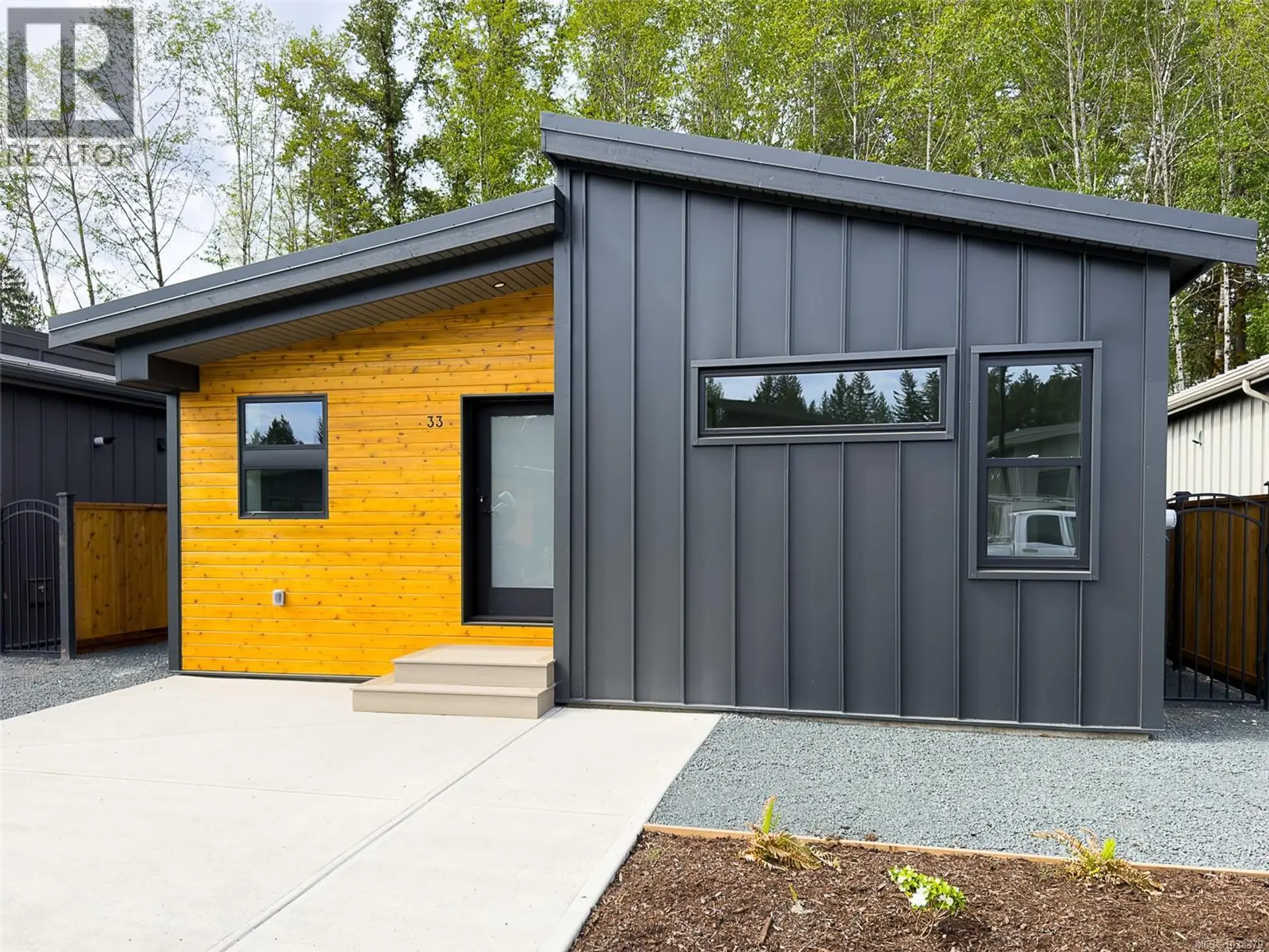 Property at #33 3025 Royston Rd, Cumberland, BC