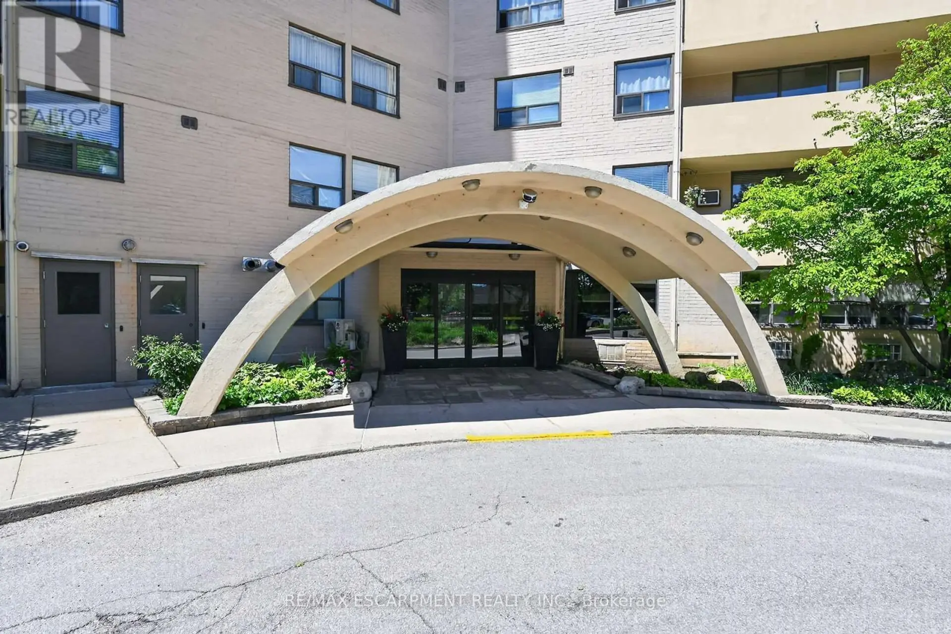 Property at #101 700 DYNES ROAD, Burlington, ON