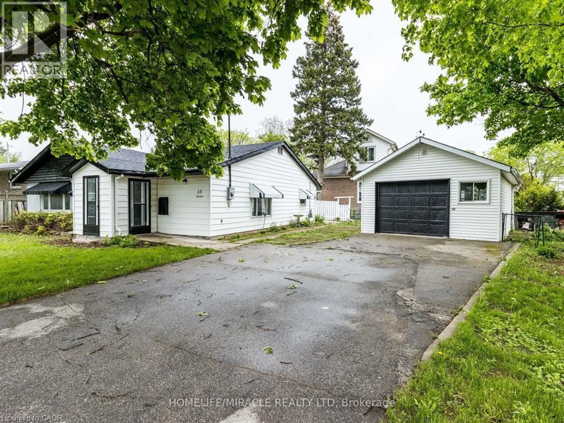 15 SPIERS Crescent - Image 2
