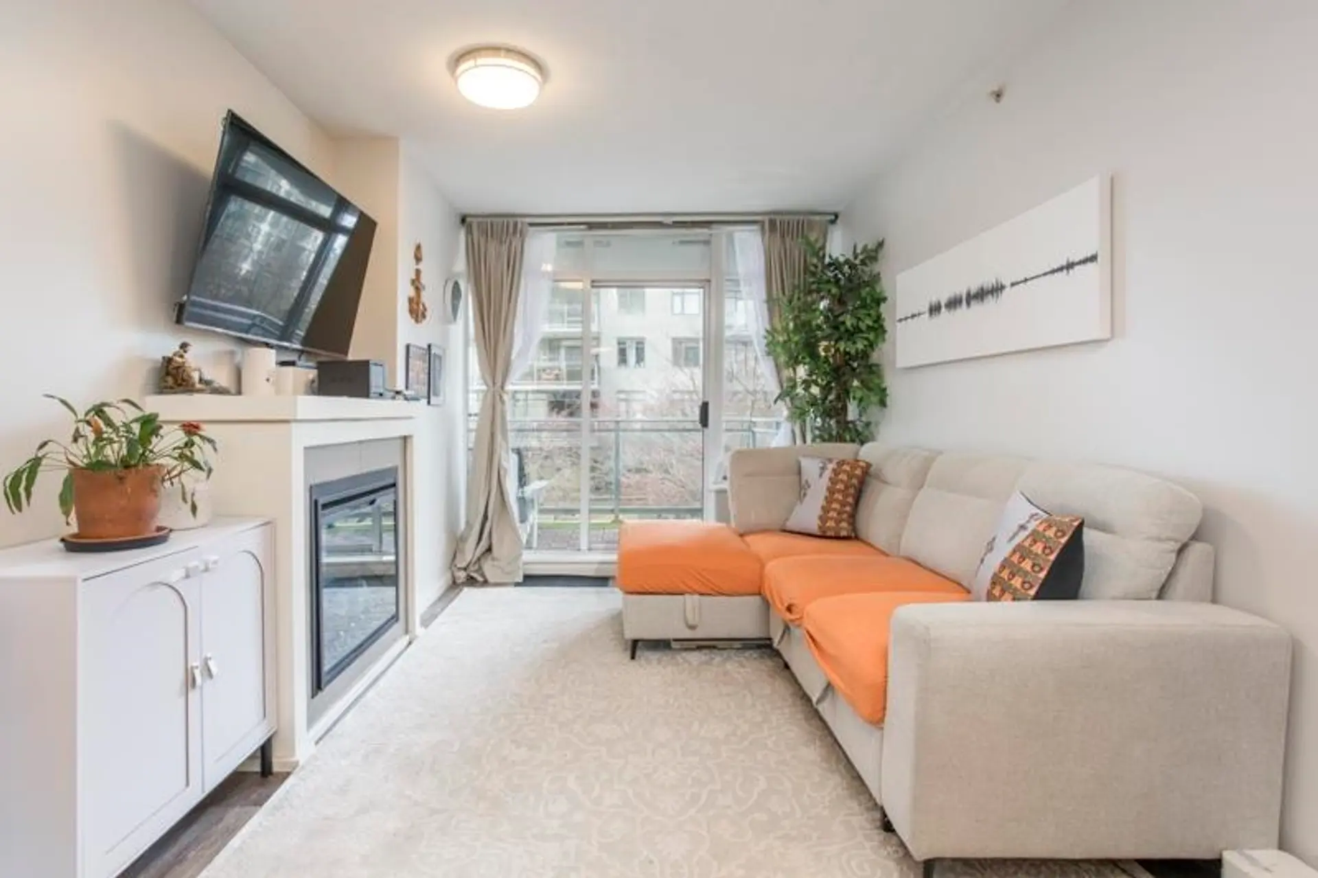Property at #1009 888 Carnarvon Street, New Westminster, BC