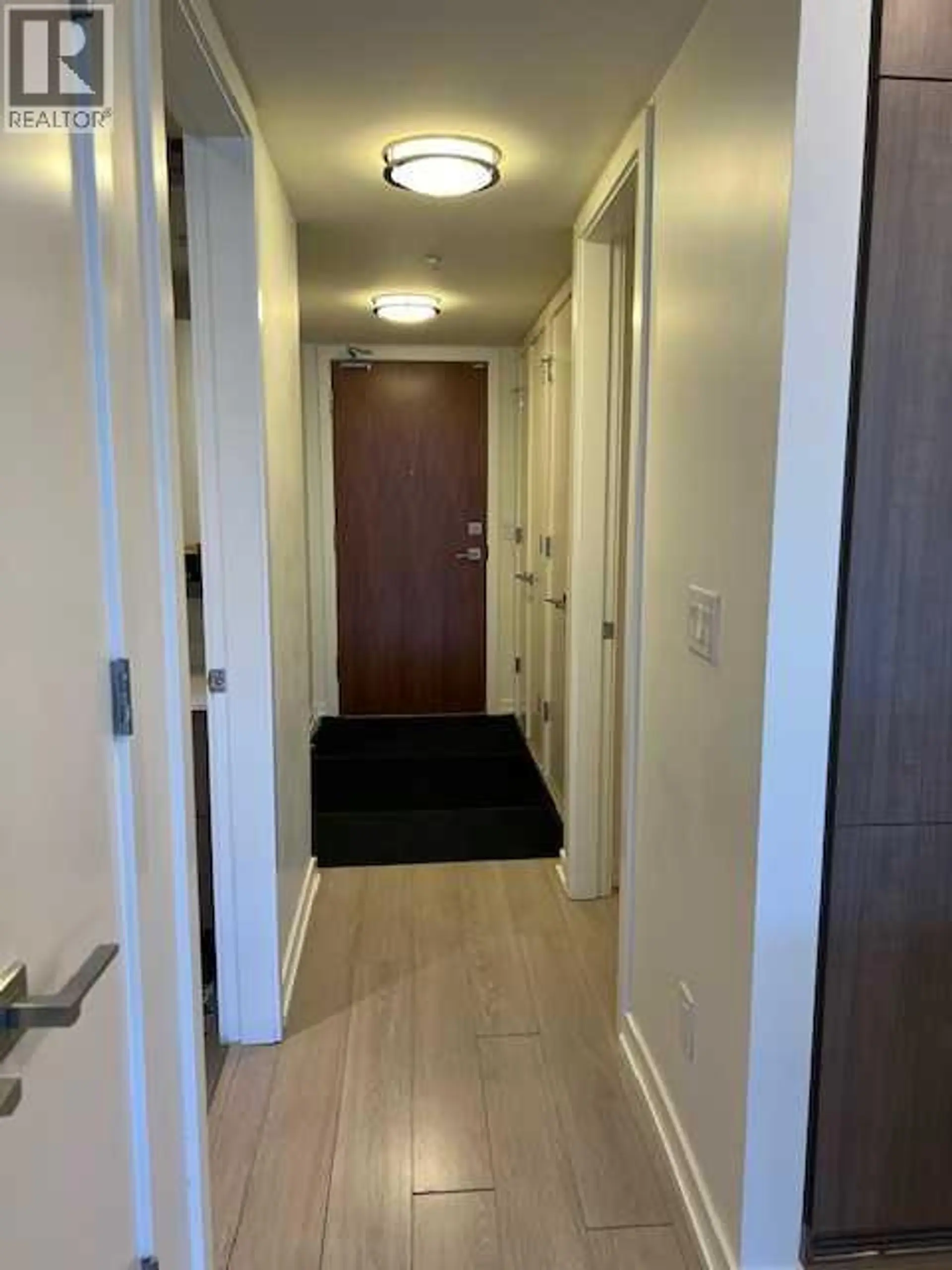 #311 128 2 Street SW - Image 2