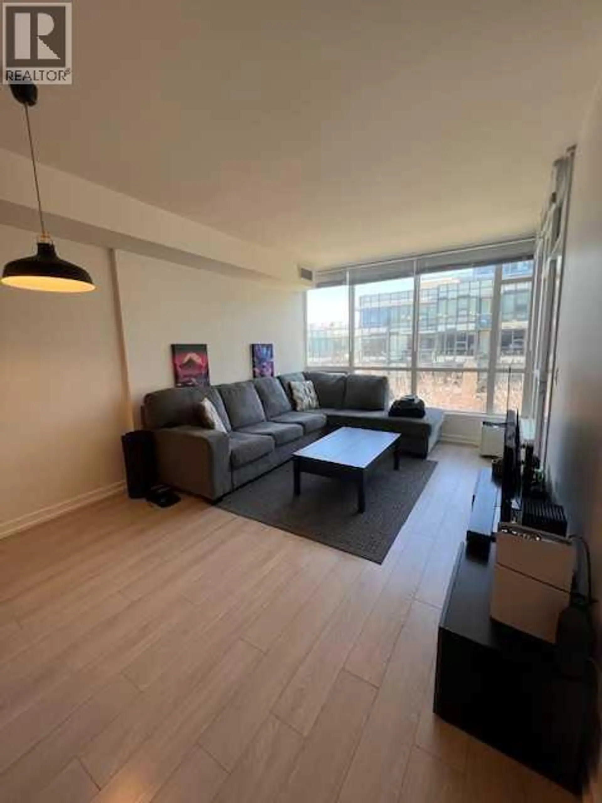 #311 128 2 Street SW - Image 5