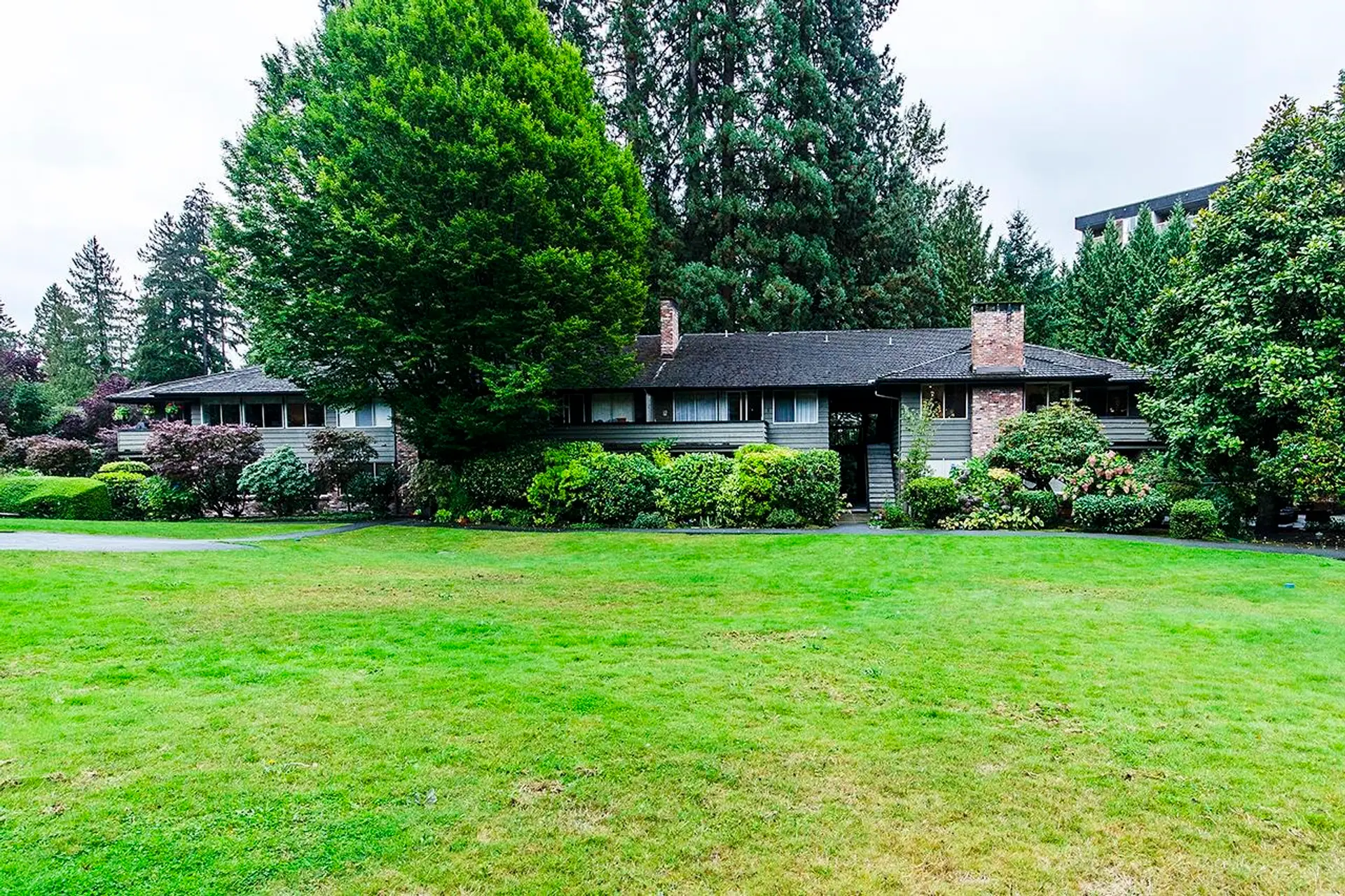 #211 235 Keith Road - Image 17