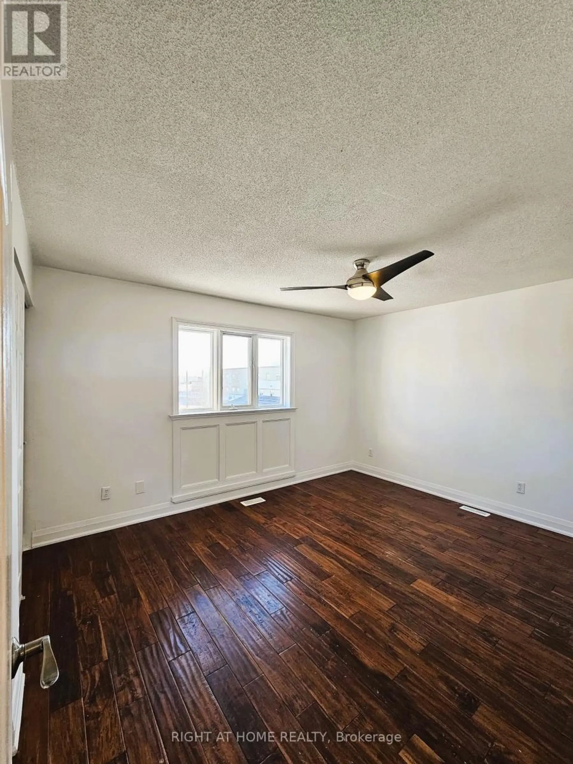 206 FAIRWOOD DRIVE - Image 10