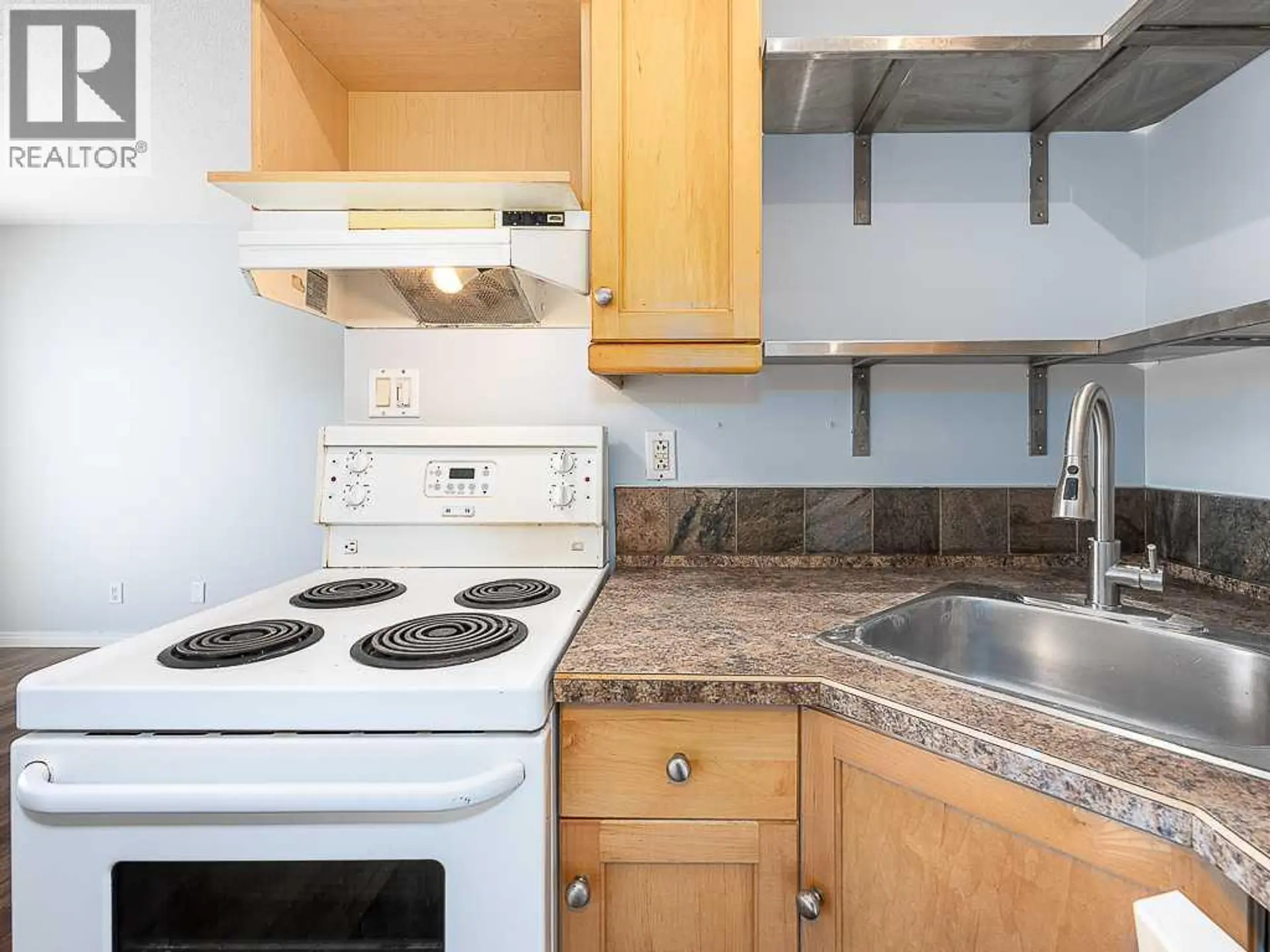 #5 4328 75 Street NW - Image 13