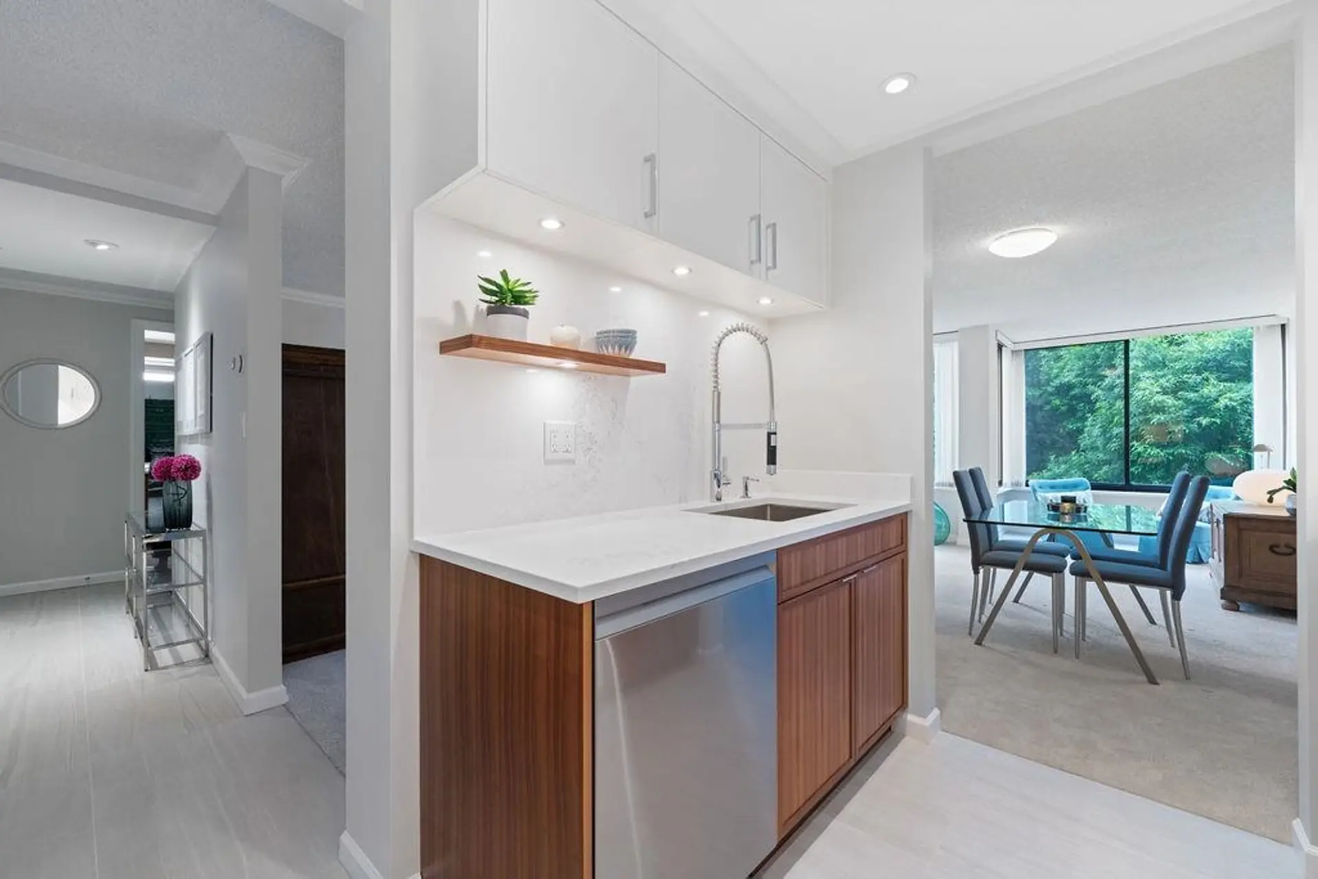 #305 4101 Yew Street - Image 6