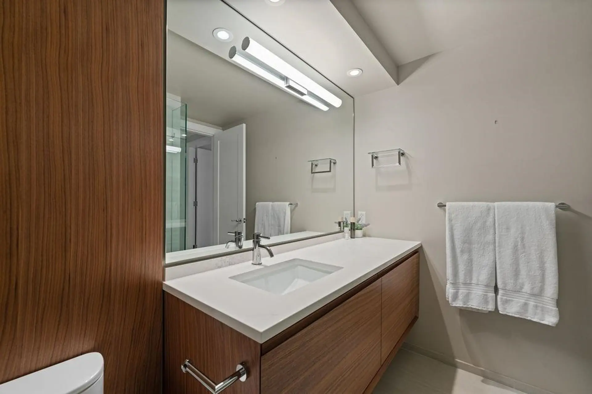 #305 4101 Yew Street - Image 14