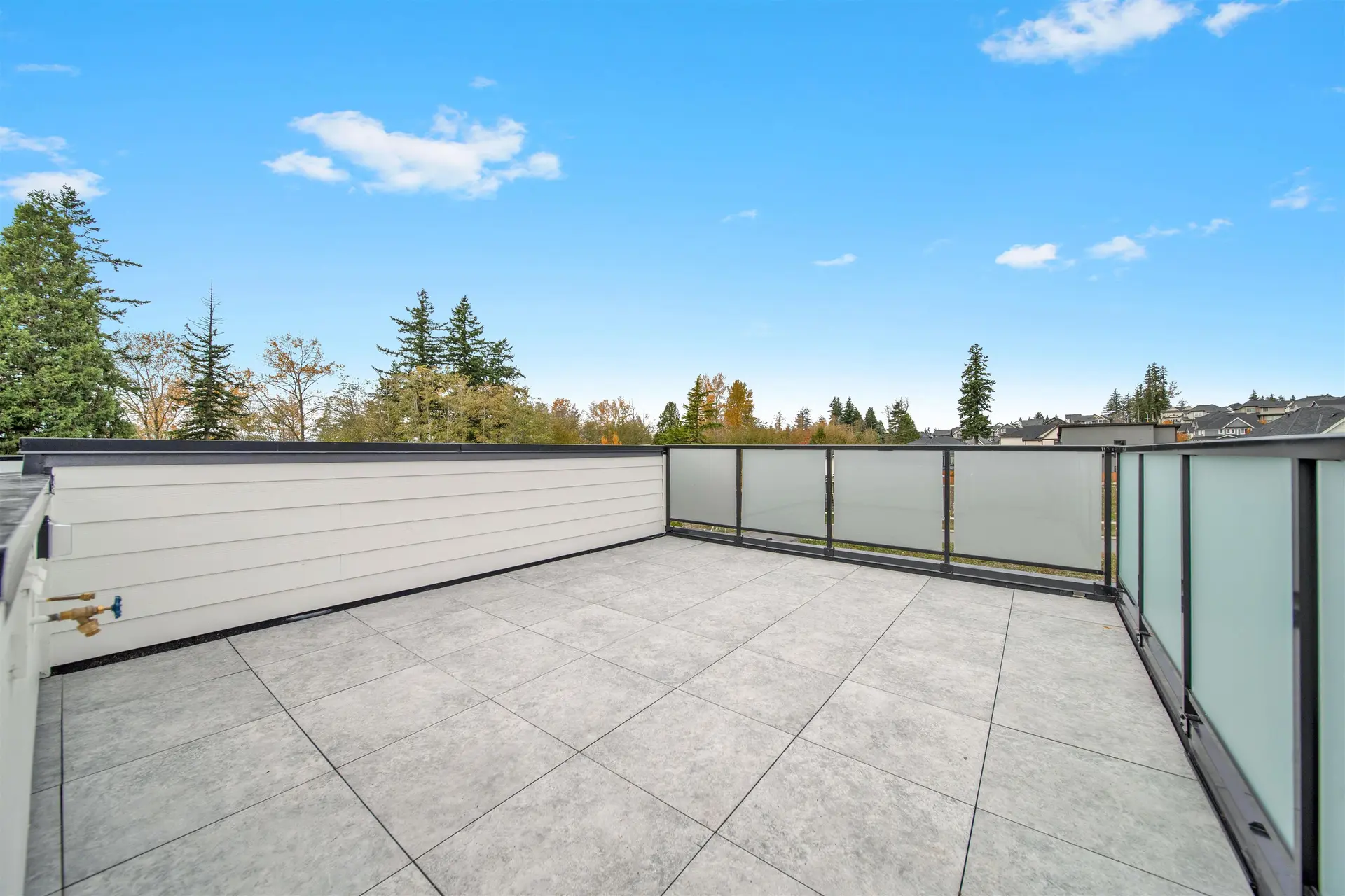 16477 20 Avenue - Image 16