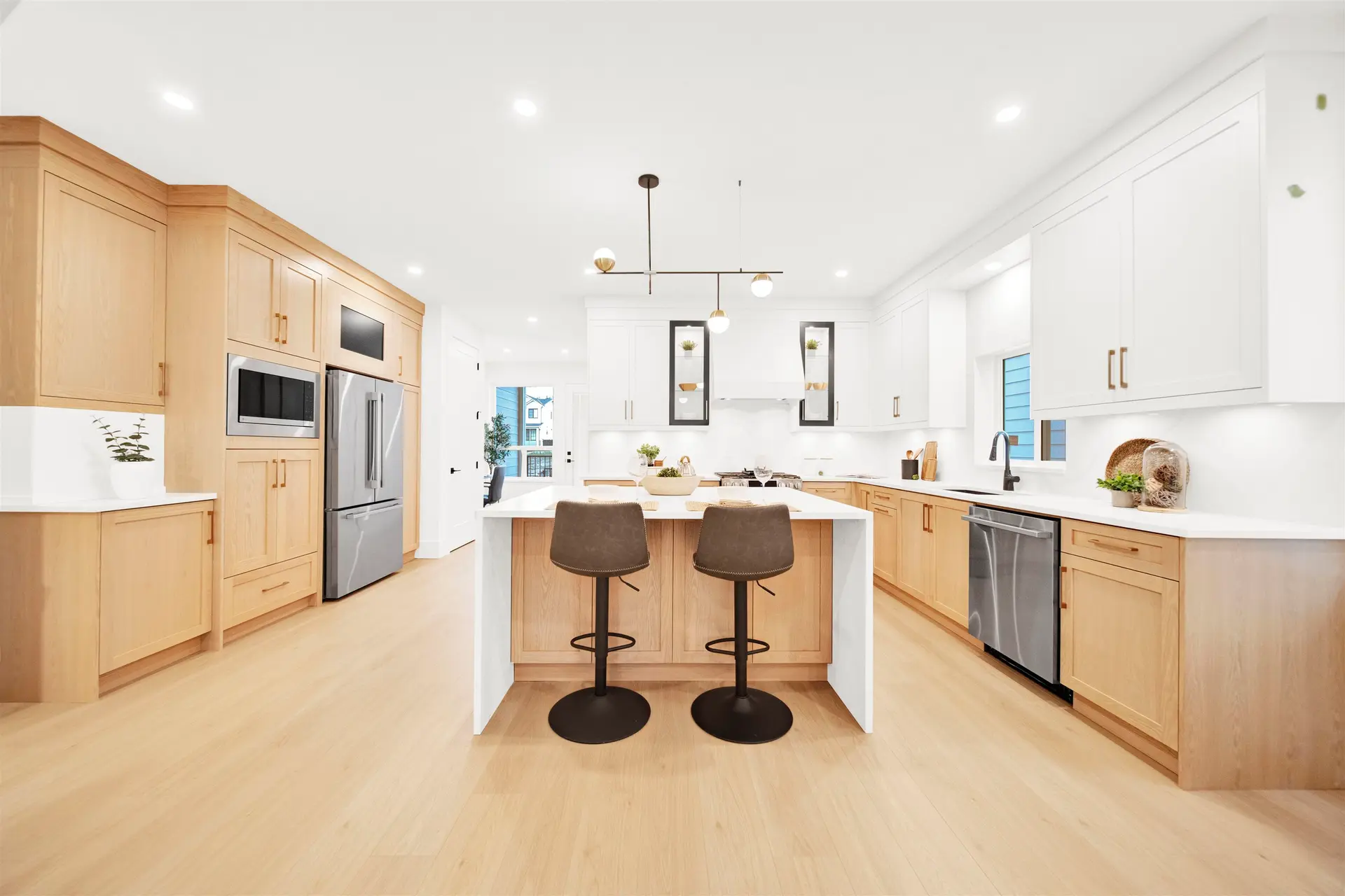 16477 20 Avenue - Image 5