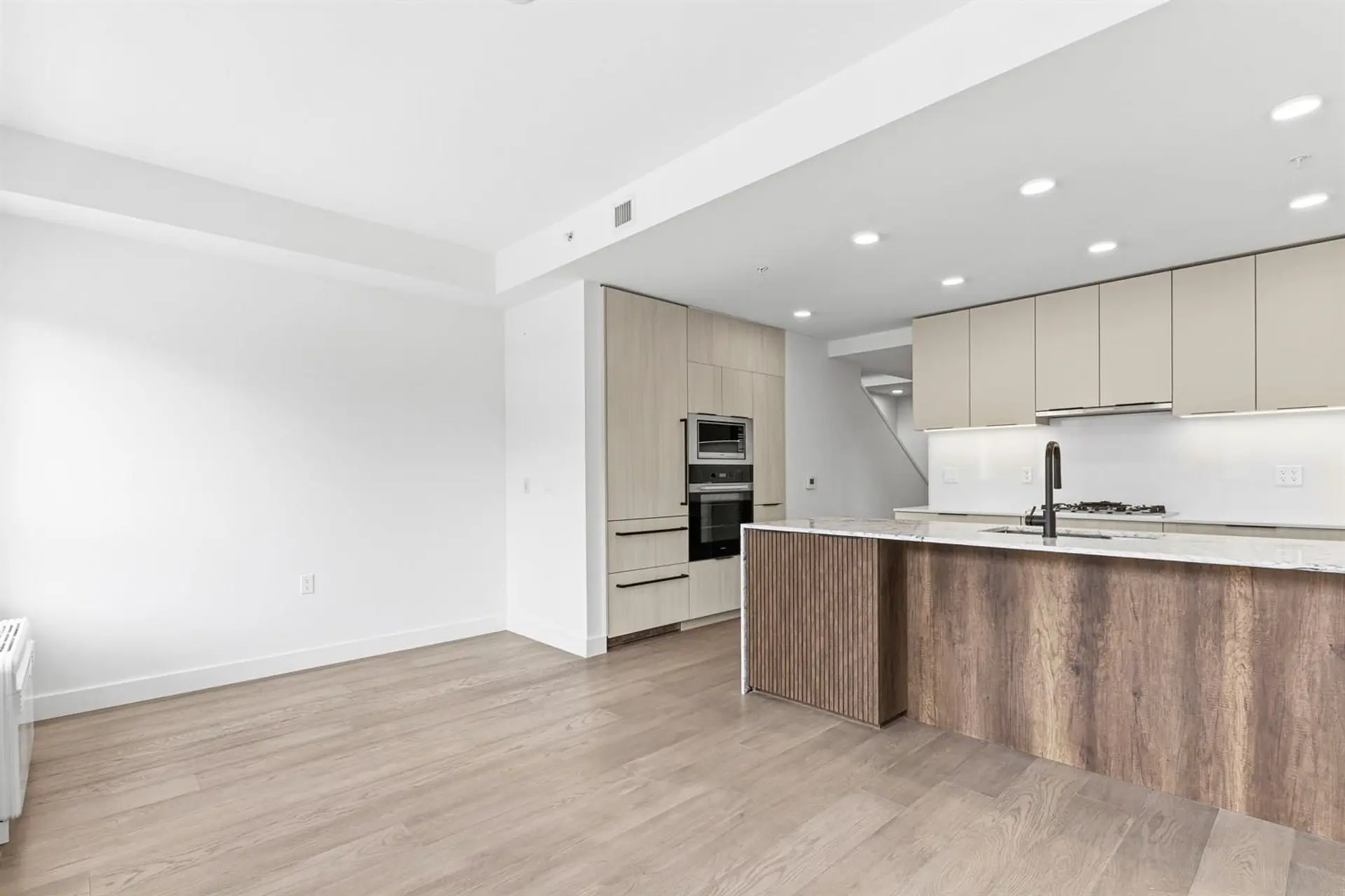 Property at #303 3590 W 39th Avenue, Vancouver, BC