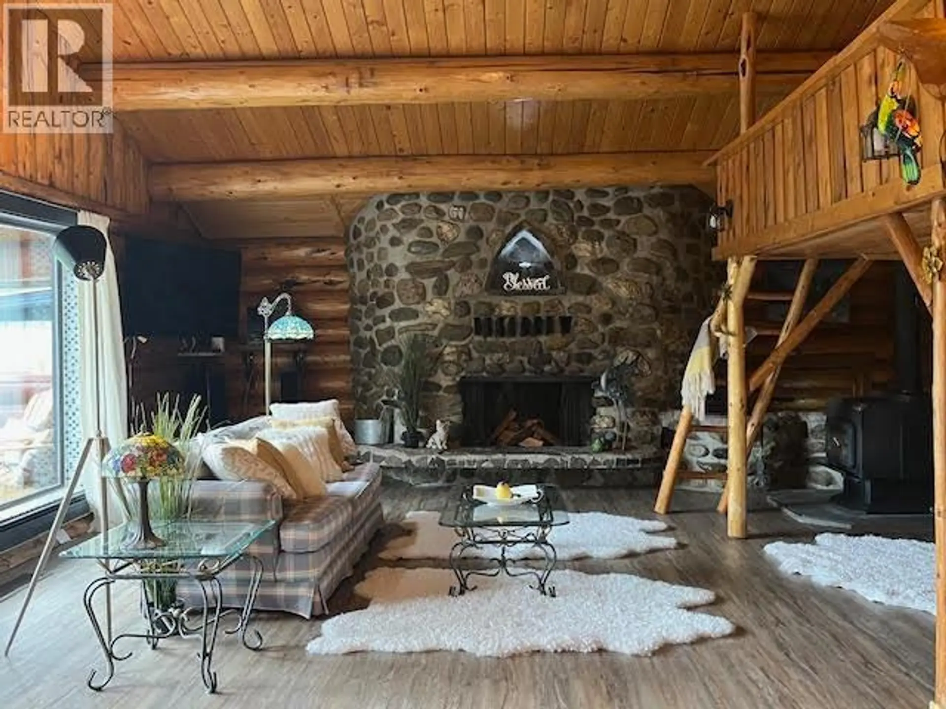 Property at 6006 VALLEYVIEW DRIVE, 100 Mile House, BC