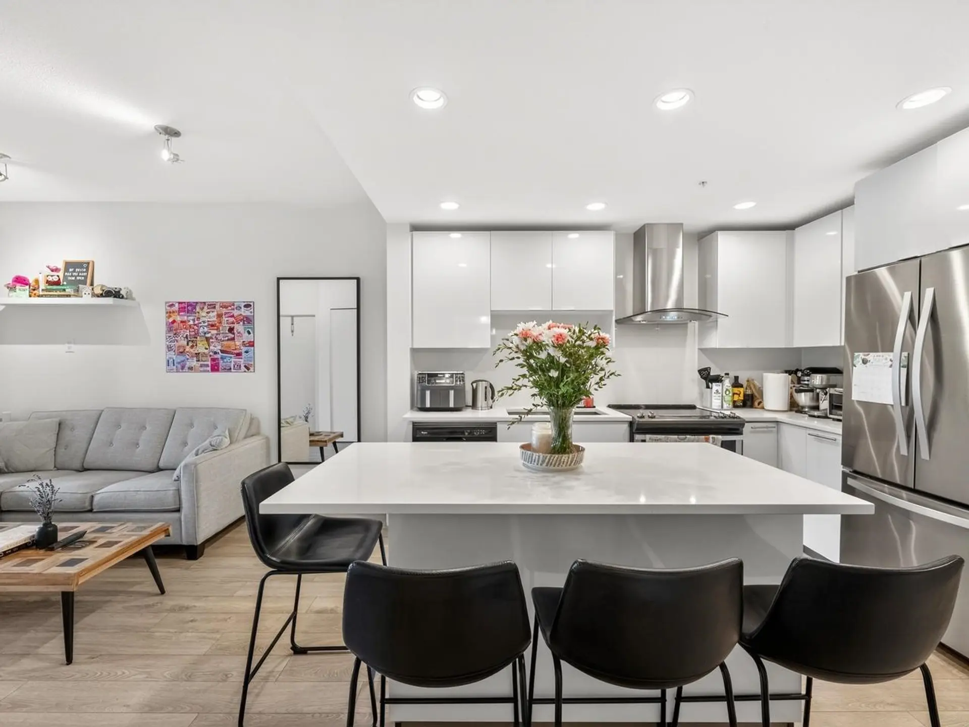 #423 723 W 3rd Street - Image 5