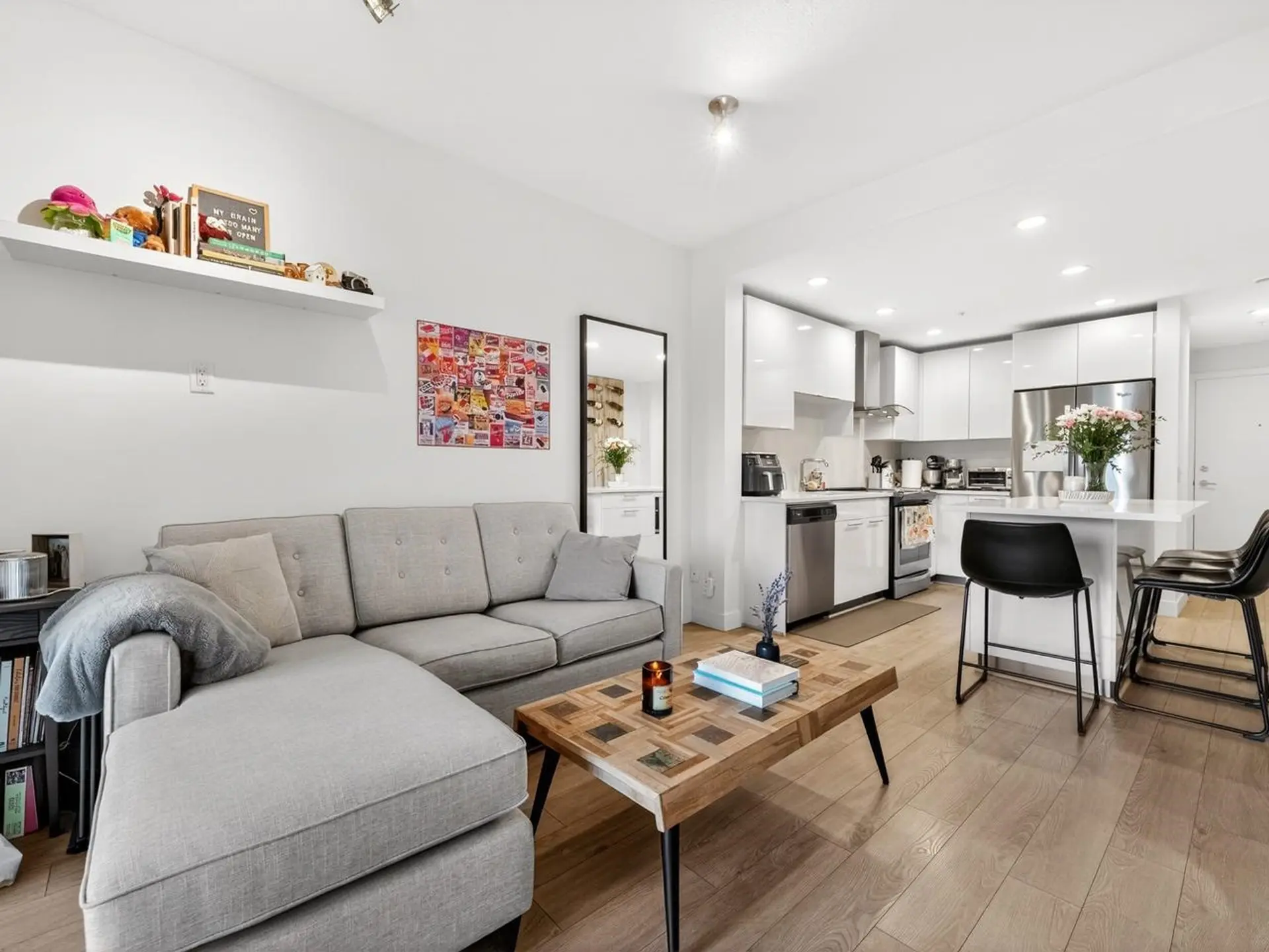 #423 723 W 3rd Street - Image 9