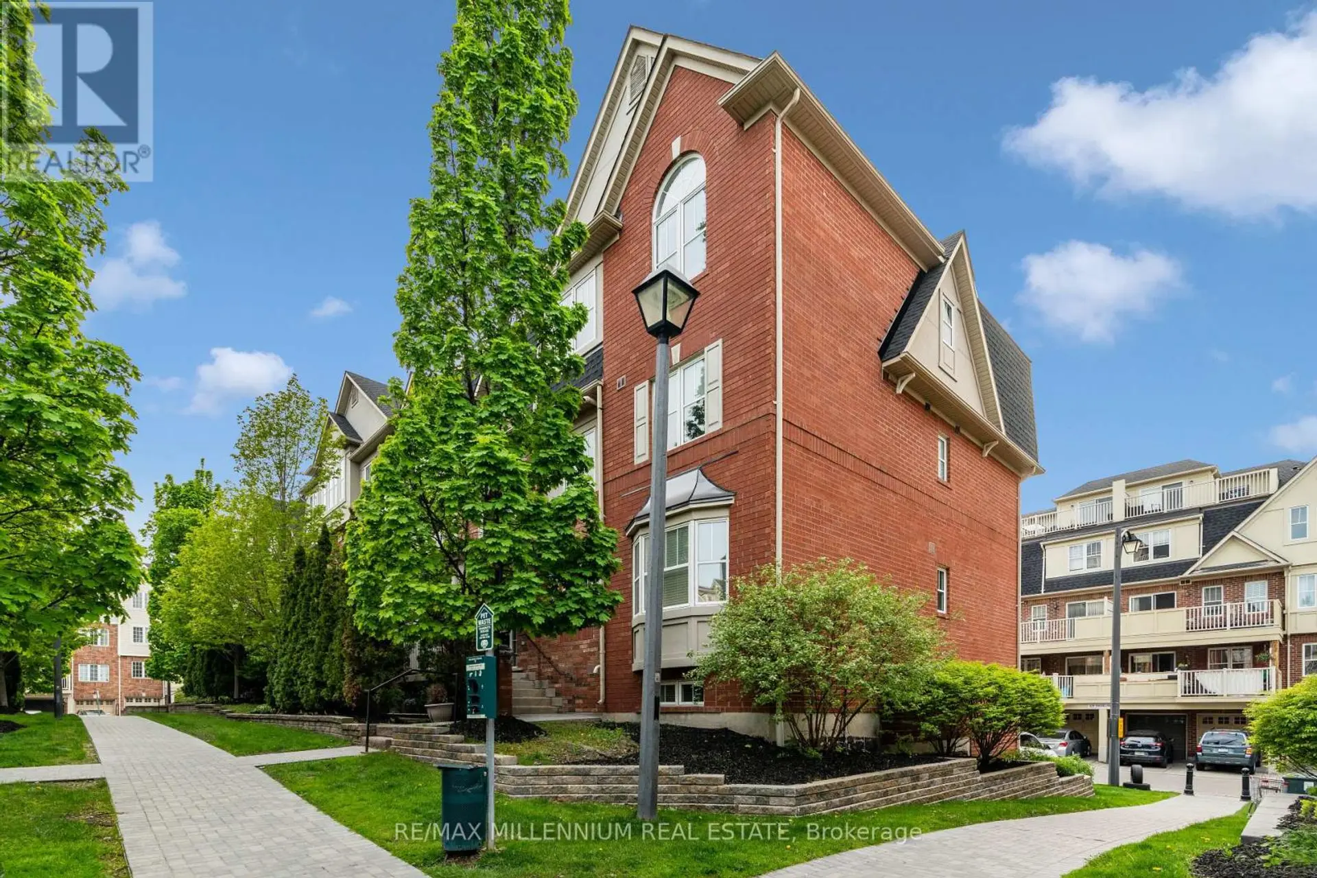 Property at #4 774 NEIGHBOURHOOD CIRCLE, Mississauga, ON