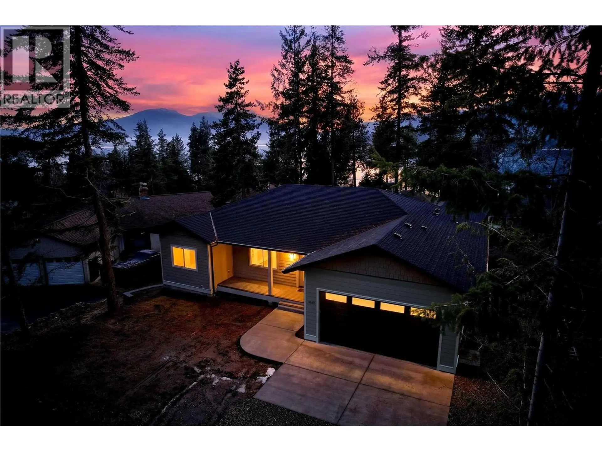 Property at 3682 Braelyn Road, Tappen, BC