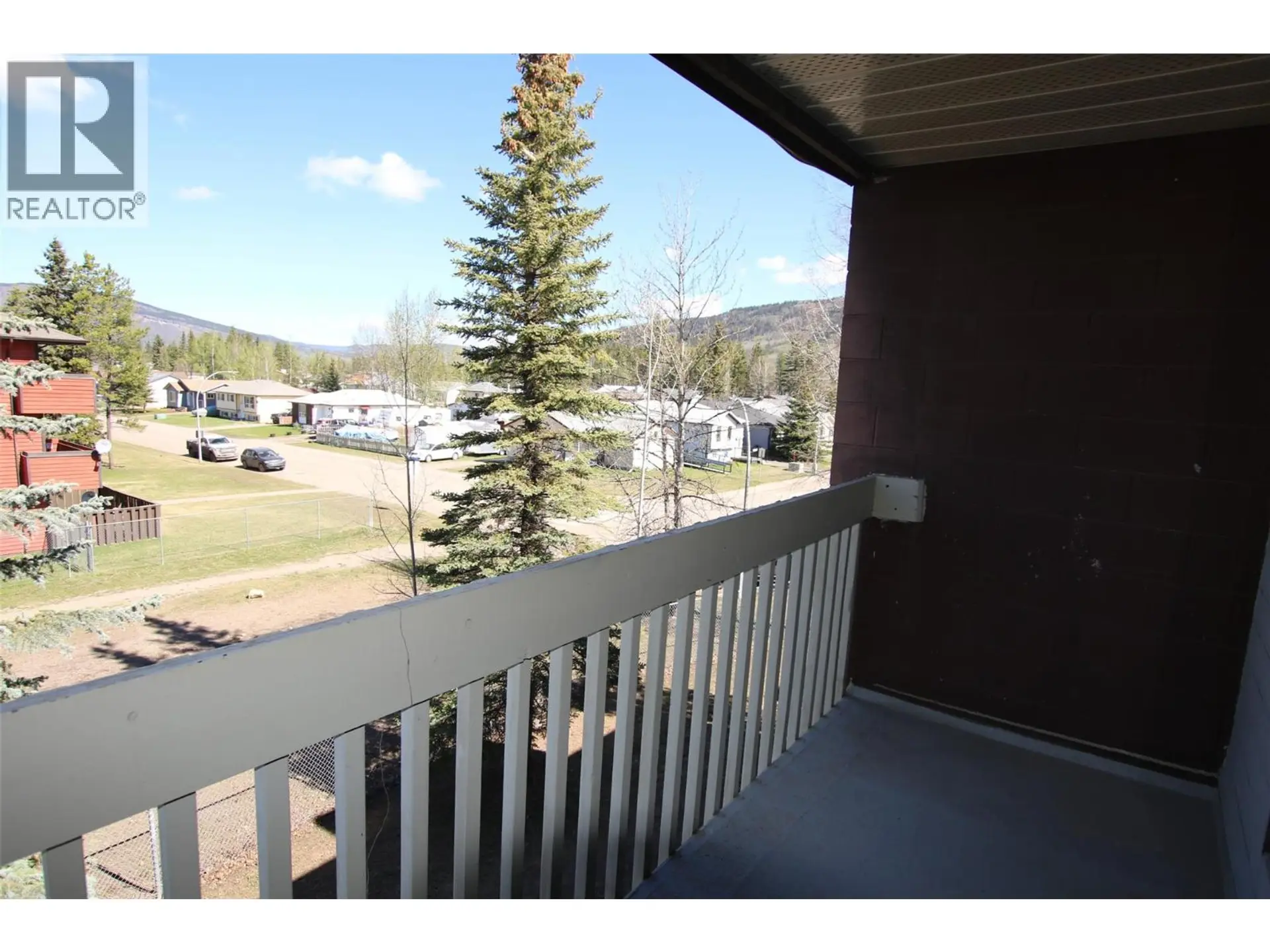 #310 320 NORTHGATE Road - Image 2
