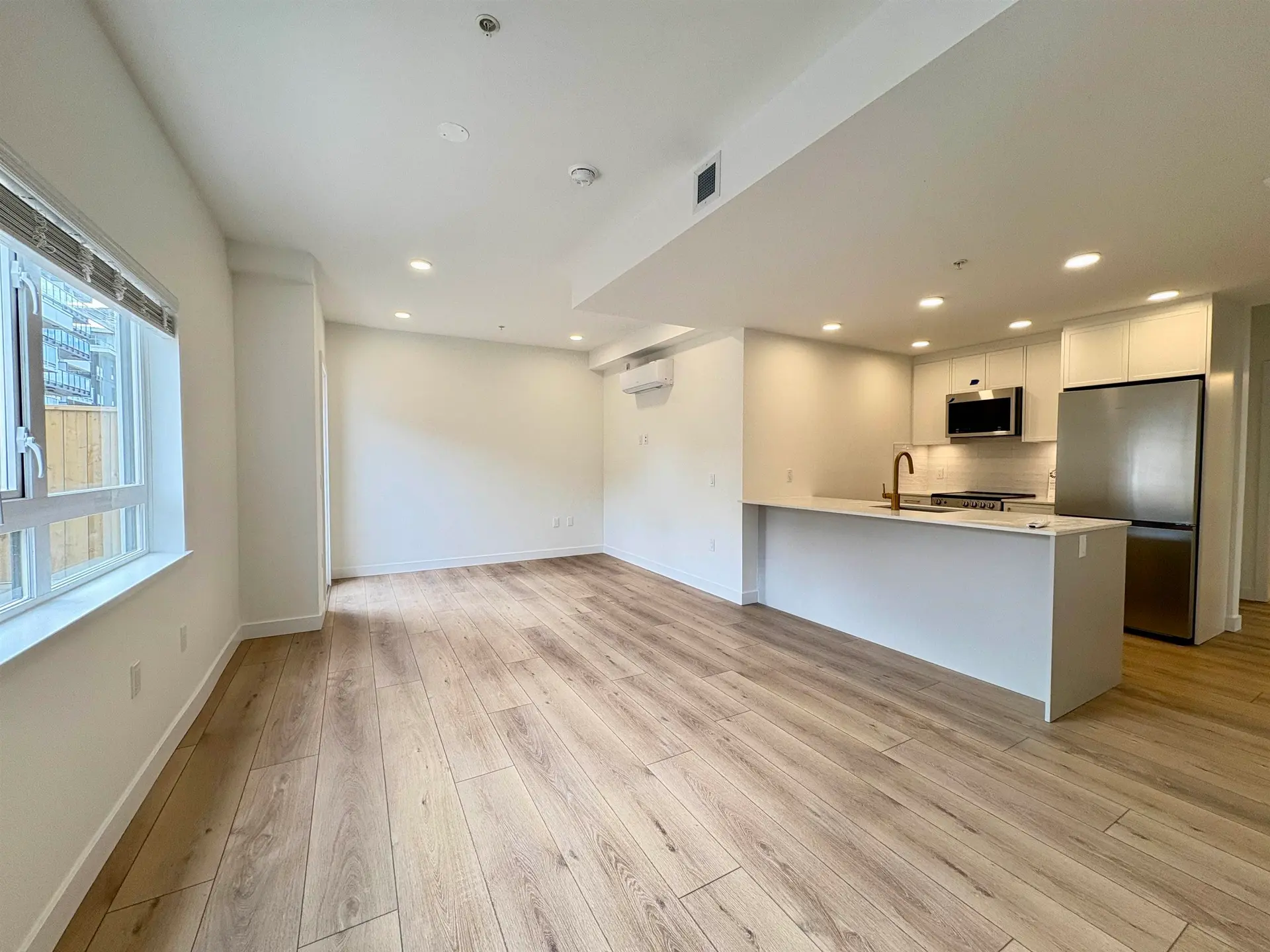 #14 728 Lea Avenue - Image 2