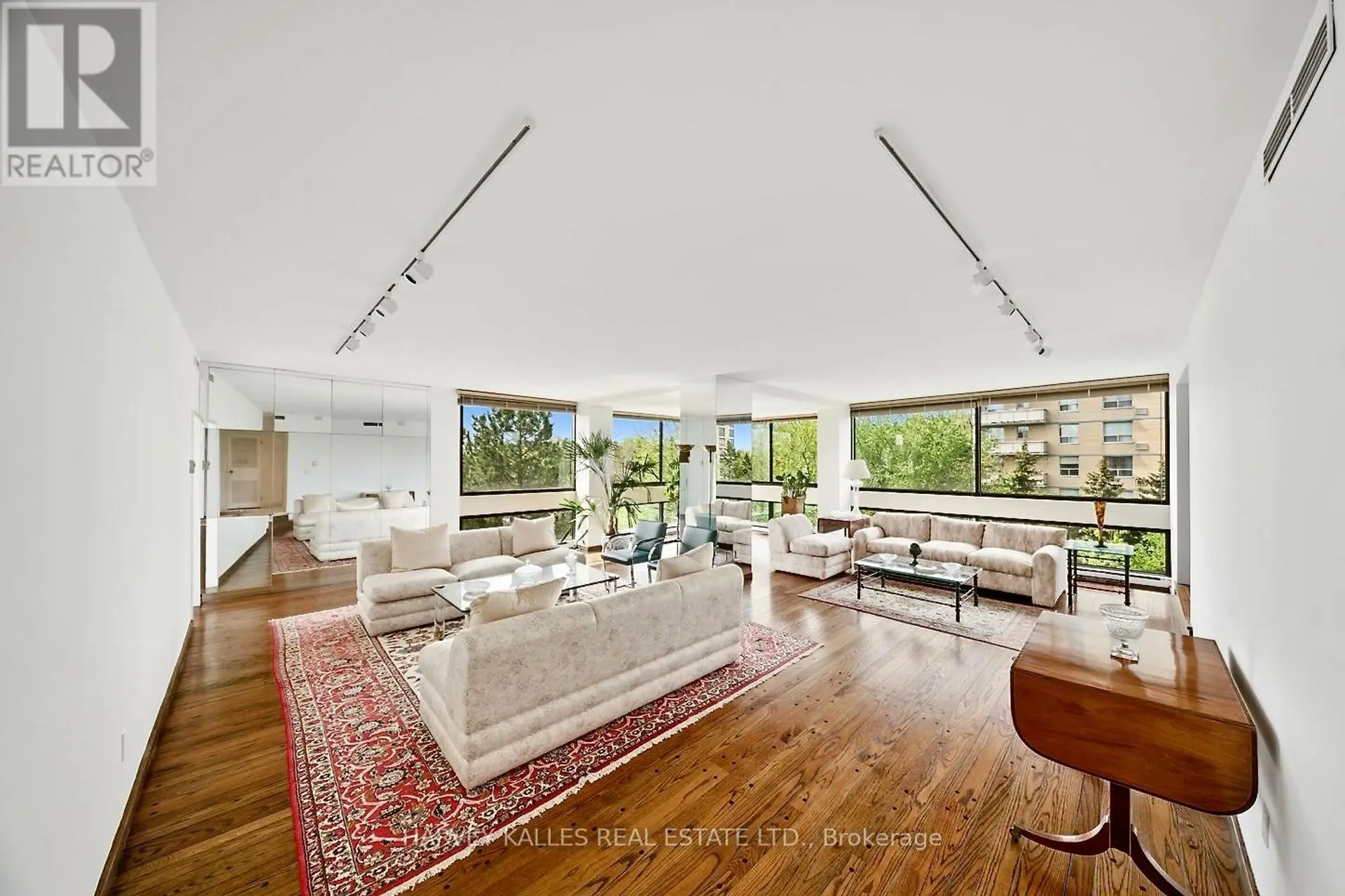 #603 / 604 150 HEATH STREET W - Image 4