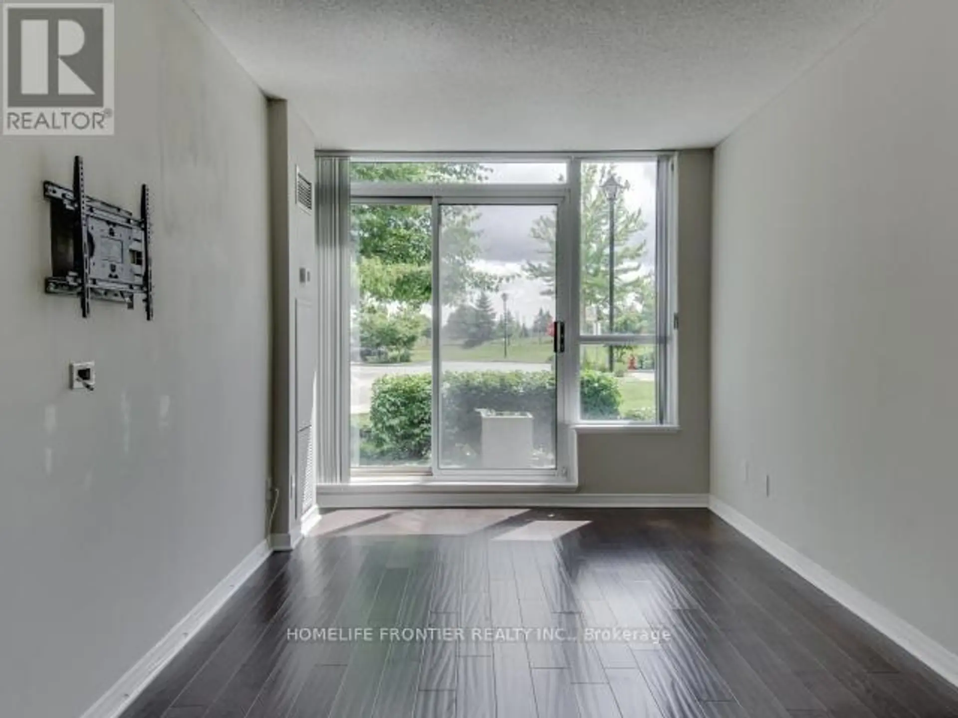 #105 4850 GLEN ERIN DRIVE - Image 4
