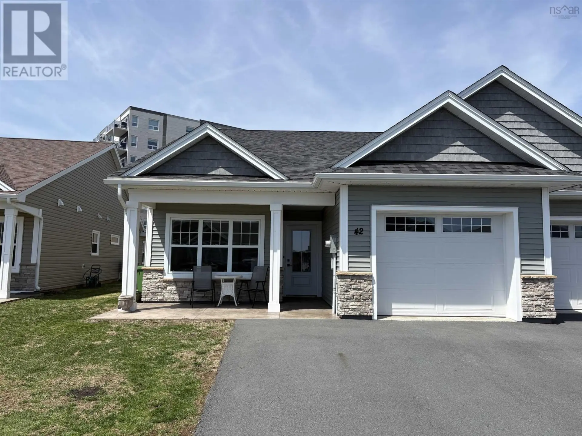 42 Elizabeth Avenue - Image 1