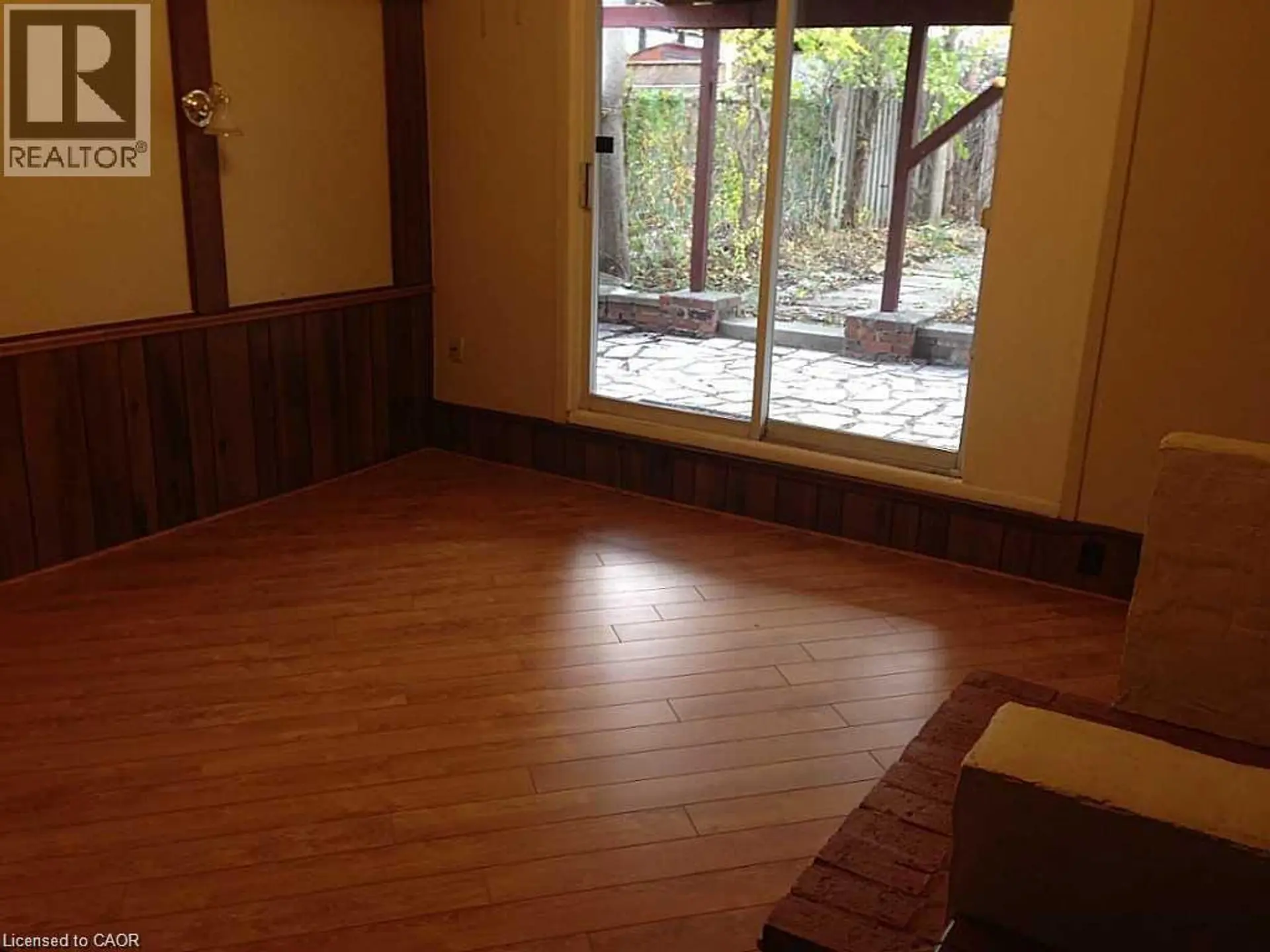 456 JACKSON Street W - Image 5