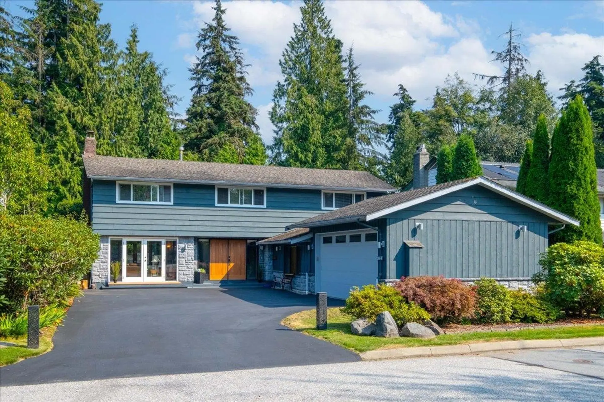 Property at 2864 Bushnell Place, North Vancouver, BC