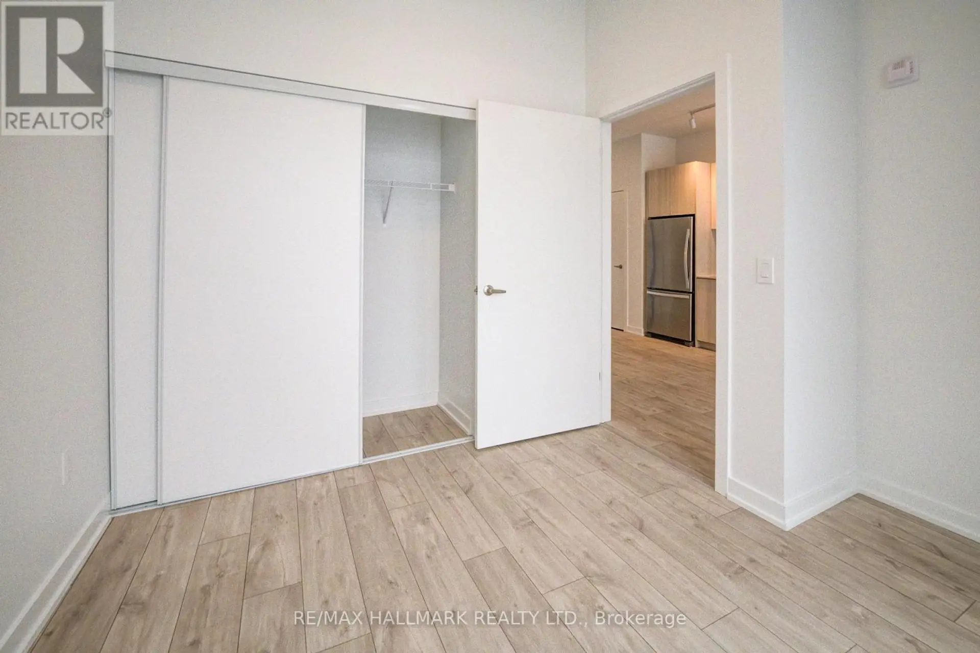 #816 720 WHITLOCK AVENUE - Image 8