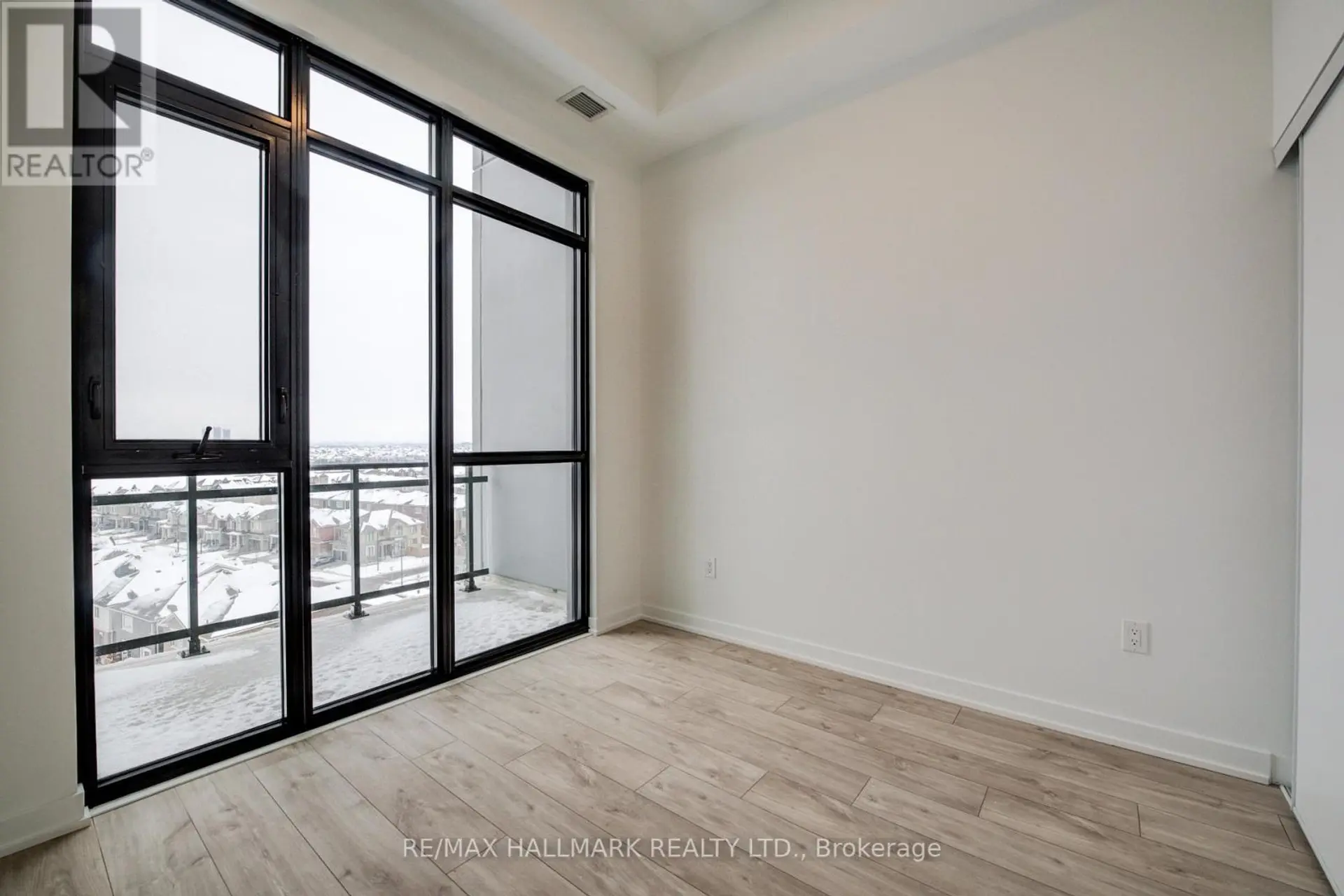#816 720 WHITLOCK AVENUE - Image 7