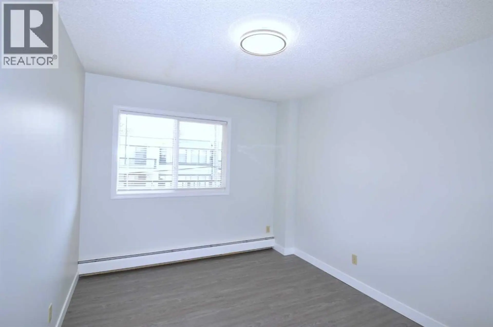 #303 635 56 Avenue SW - Image 11