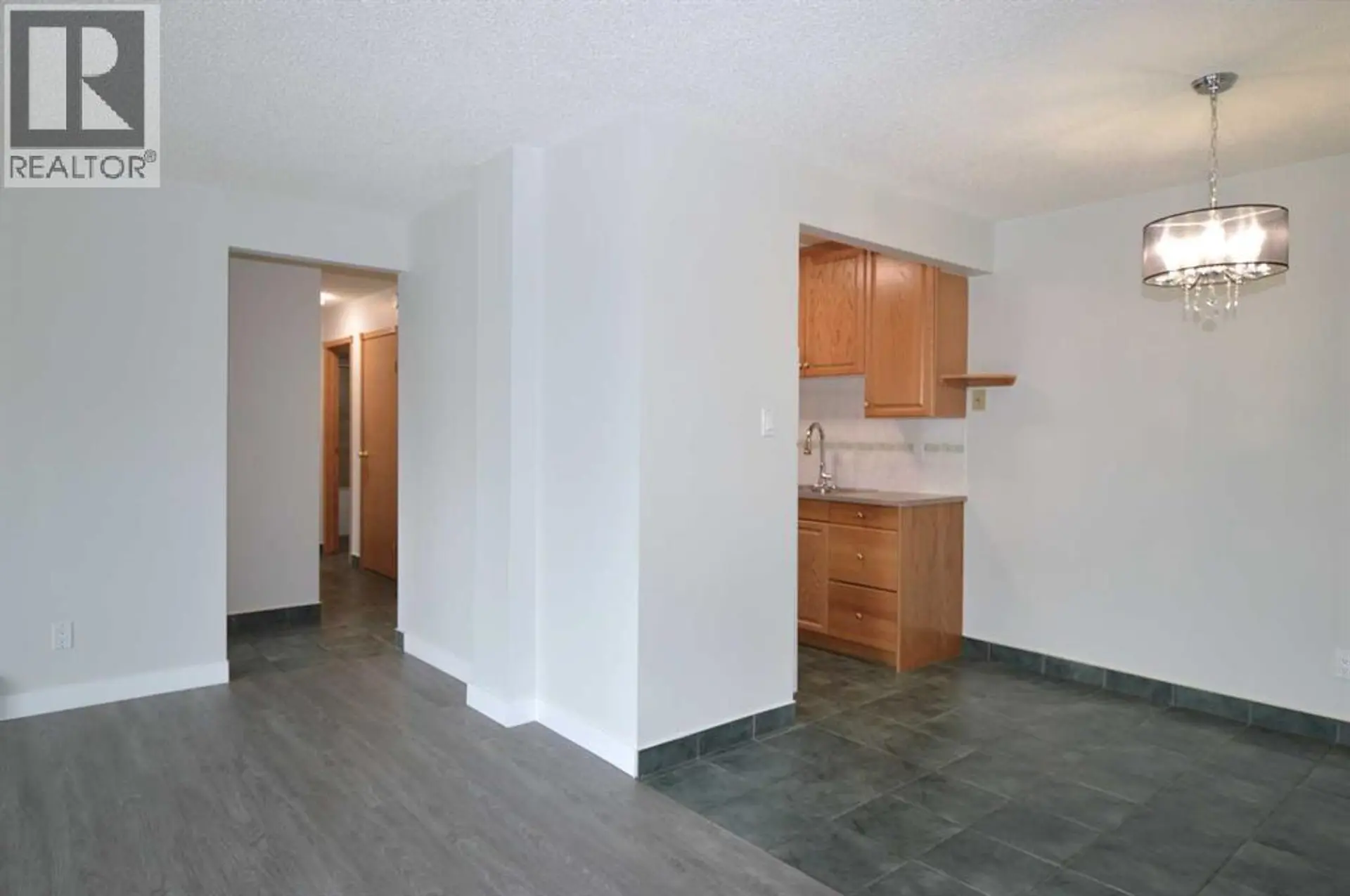 #303 635 56 Avenue SW - Image 5