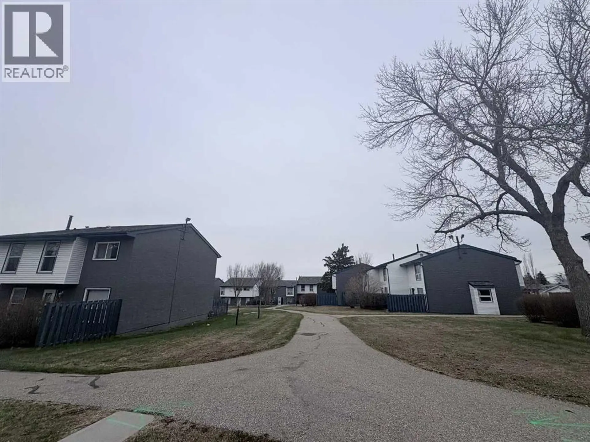#89 6440 4 Street NW - Image 2