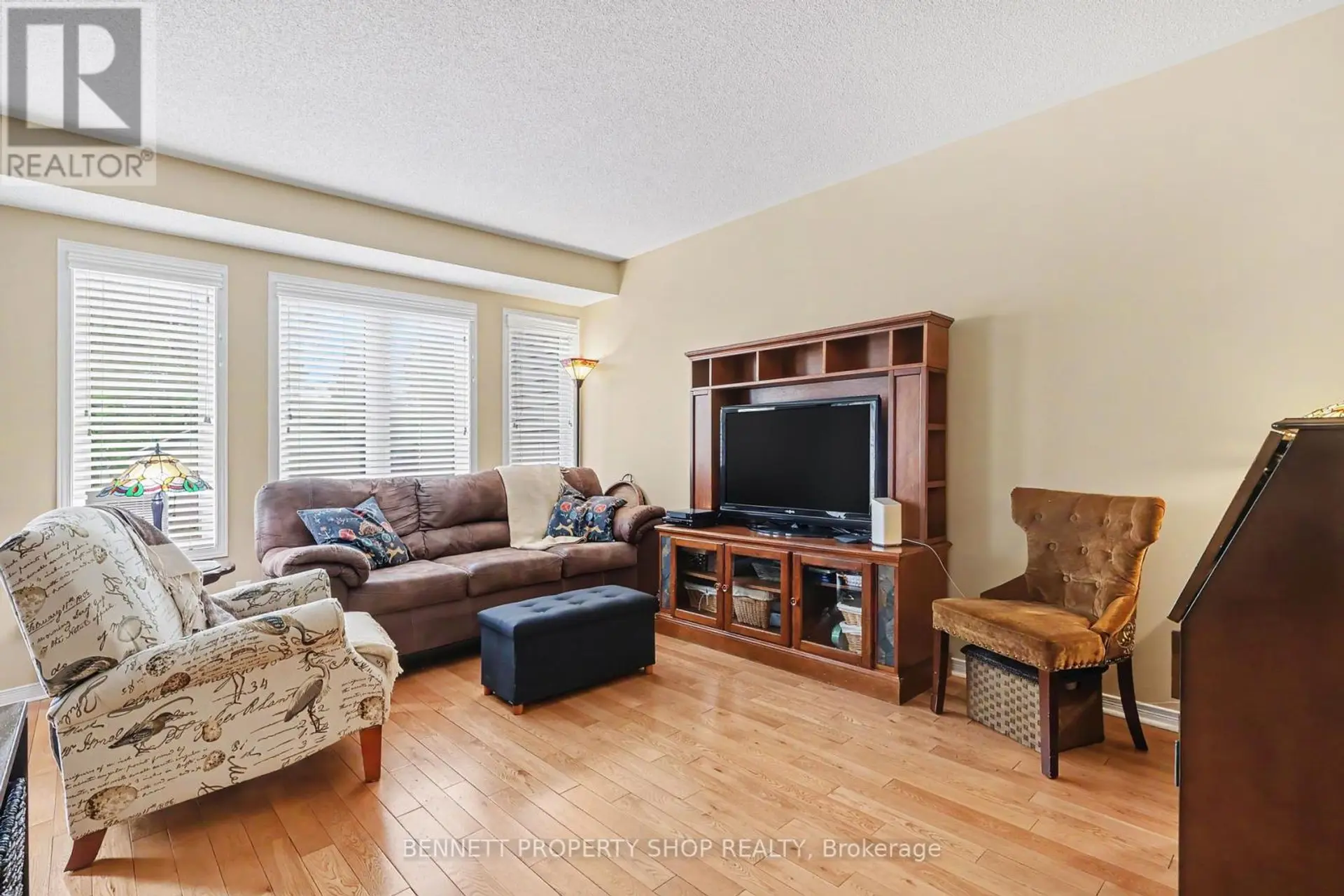 183 DESTINY PRIVATE - Image 7