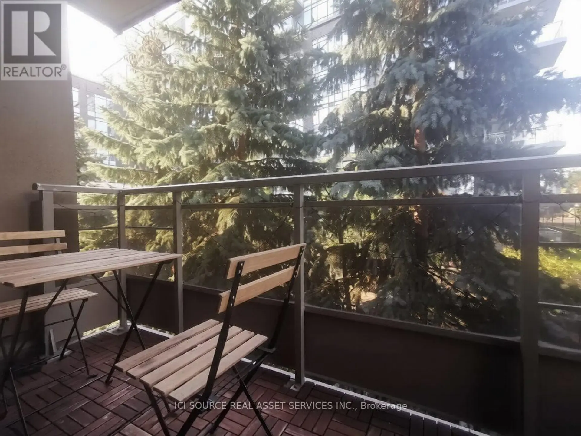 #203 19 BARBERRY PLACE - Image 8