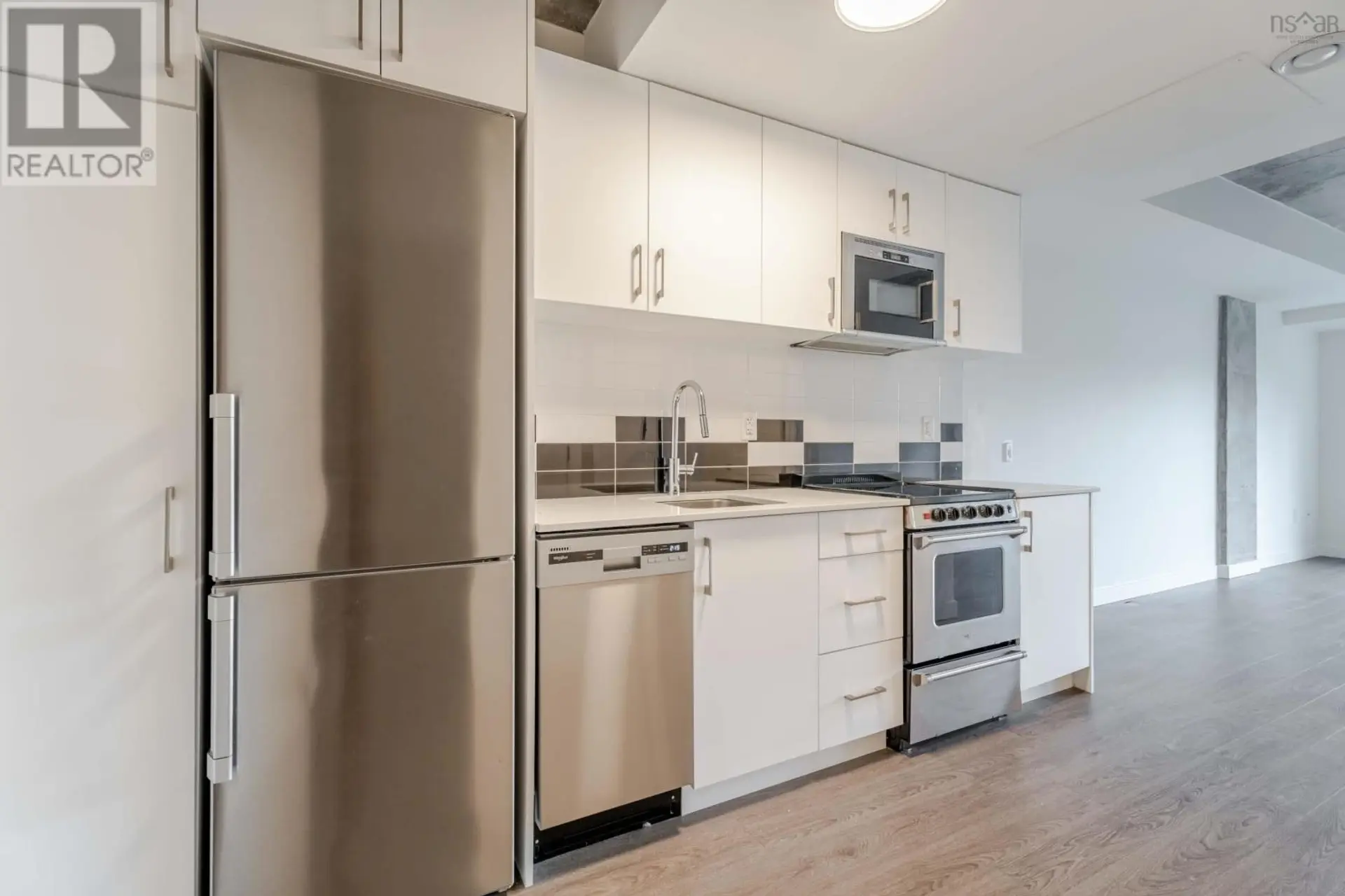 #210 5684 West Street - Image 3