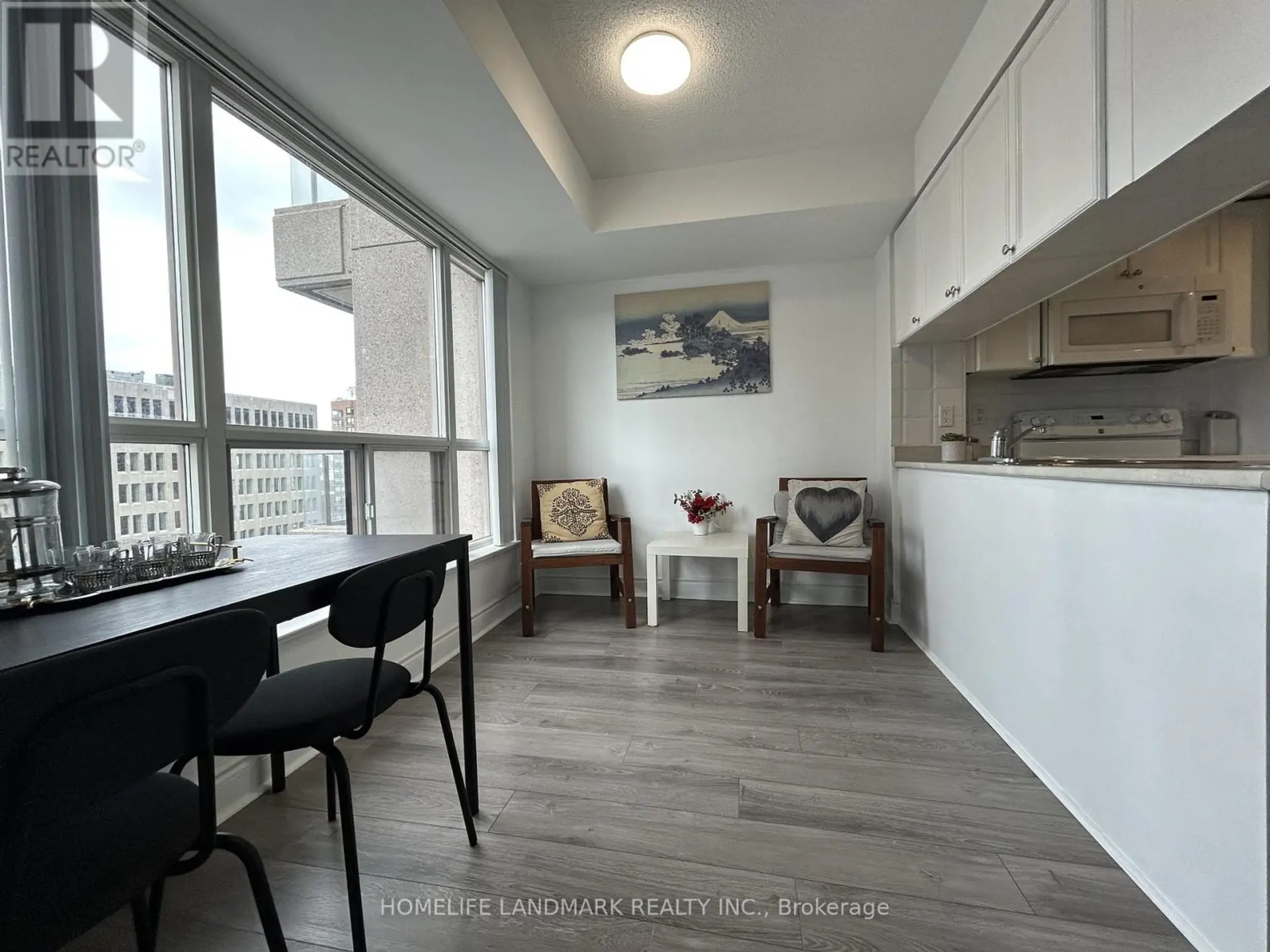 #1204 909 BAY STREET - Image 10