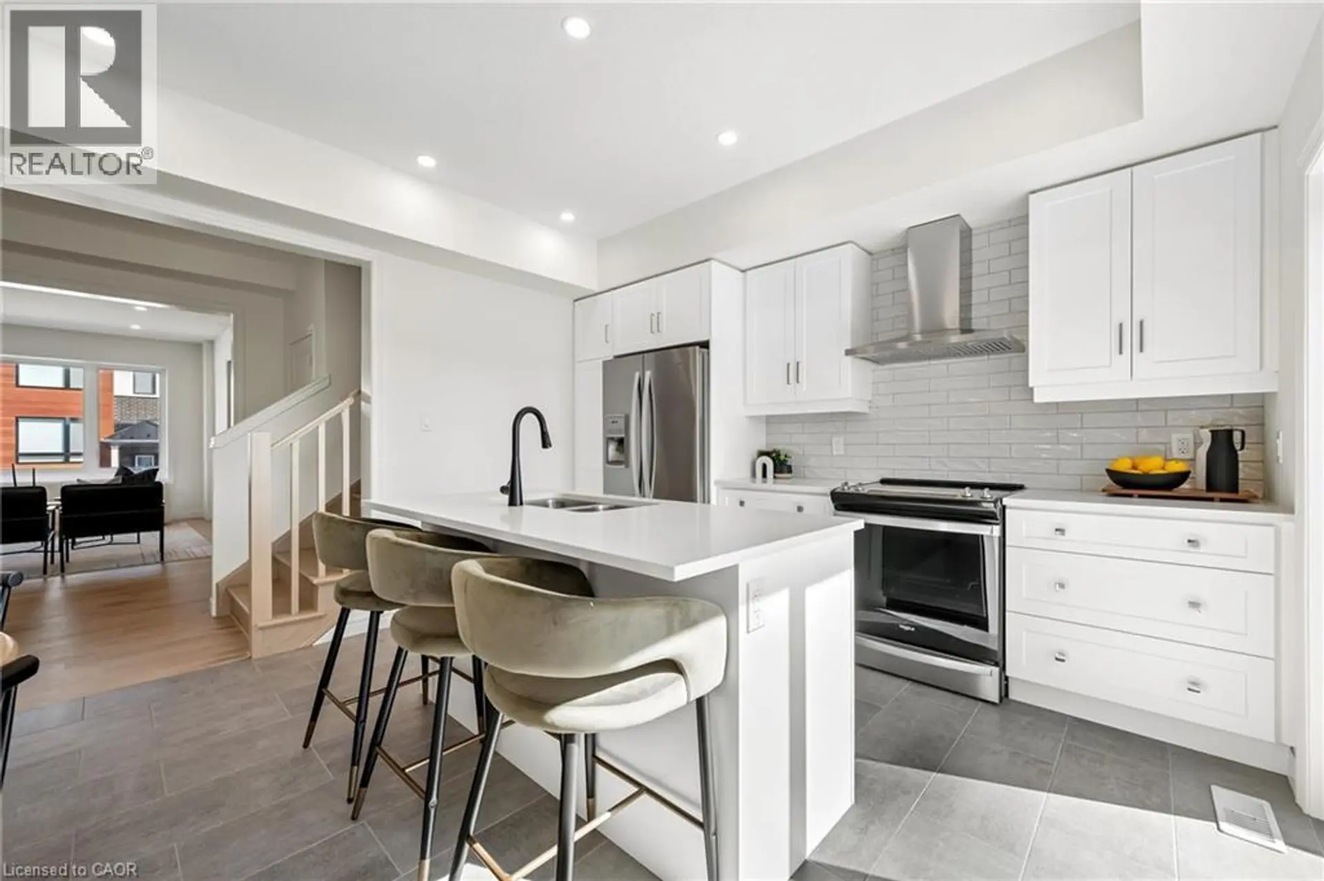 14 SORA Lane - Image 13