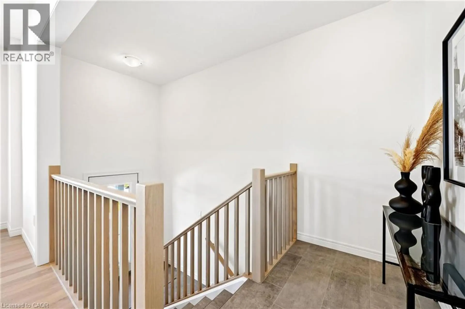 14 SORA Lane - Image 4