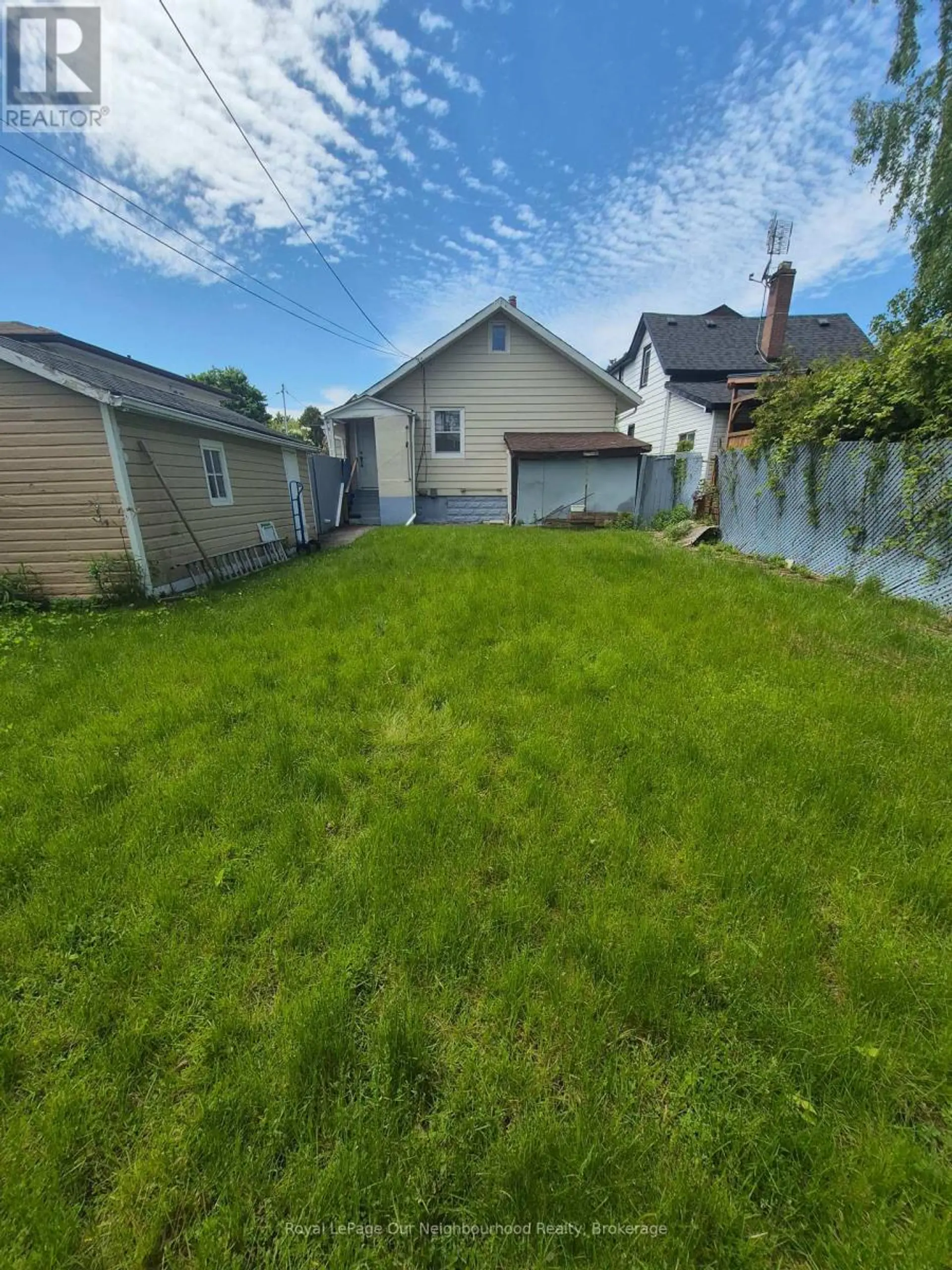 65 GLADSTONE AVENUE - Image 13