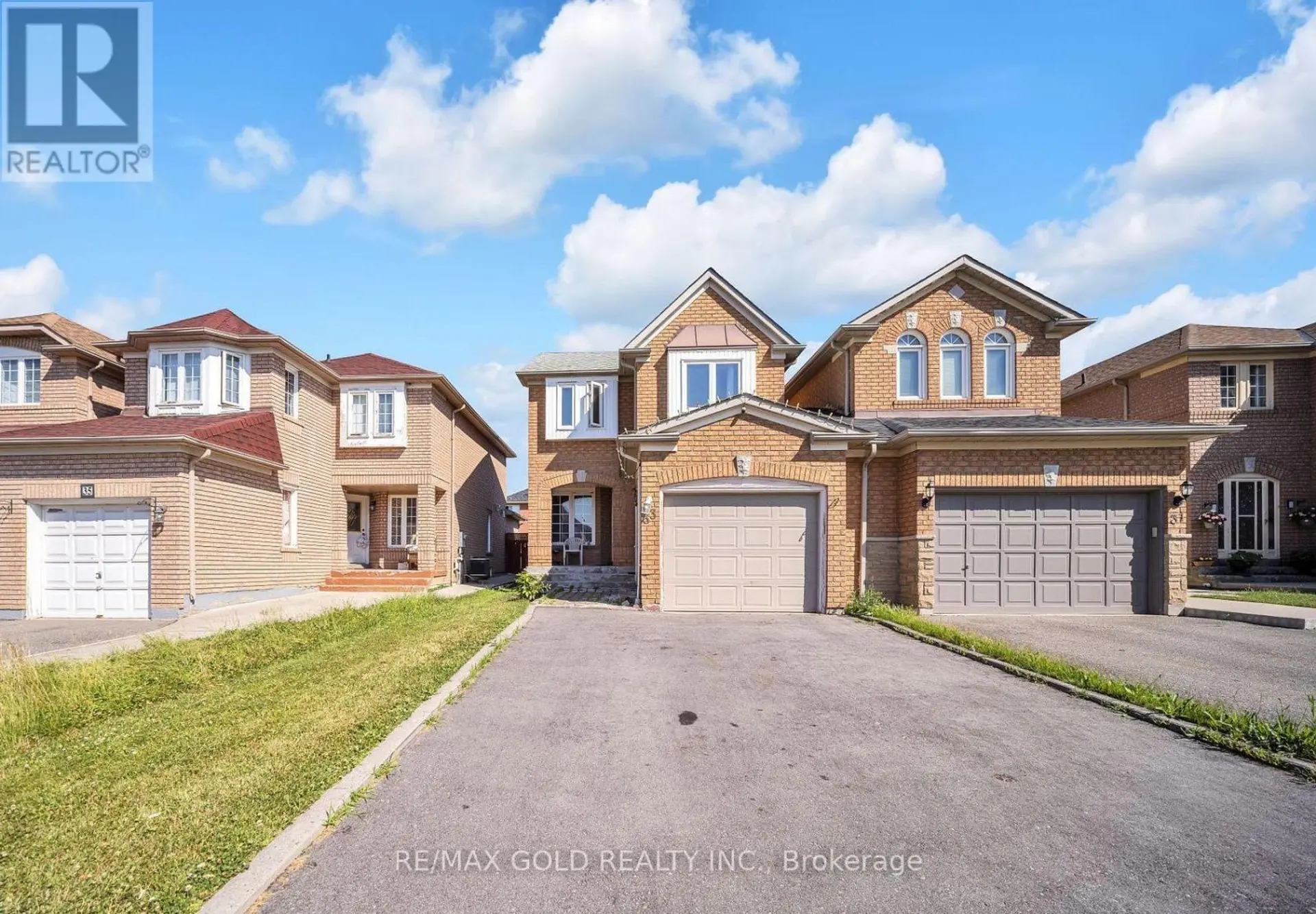 33 FIDDLENECK CRESCENT - Image 1