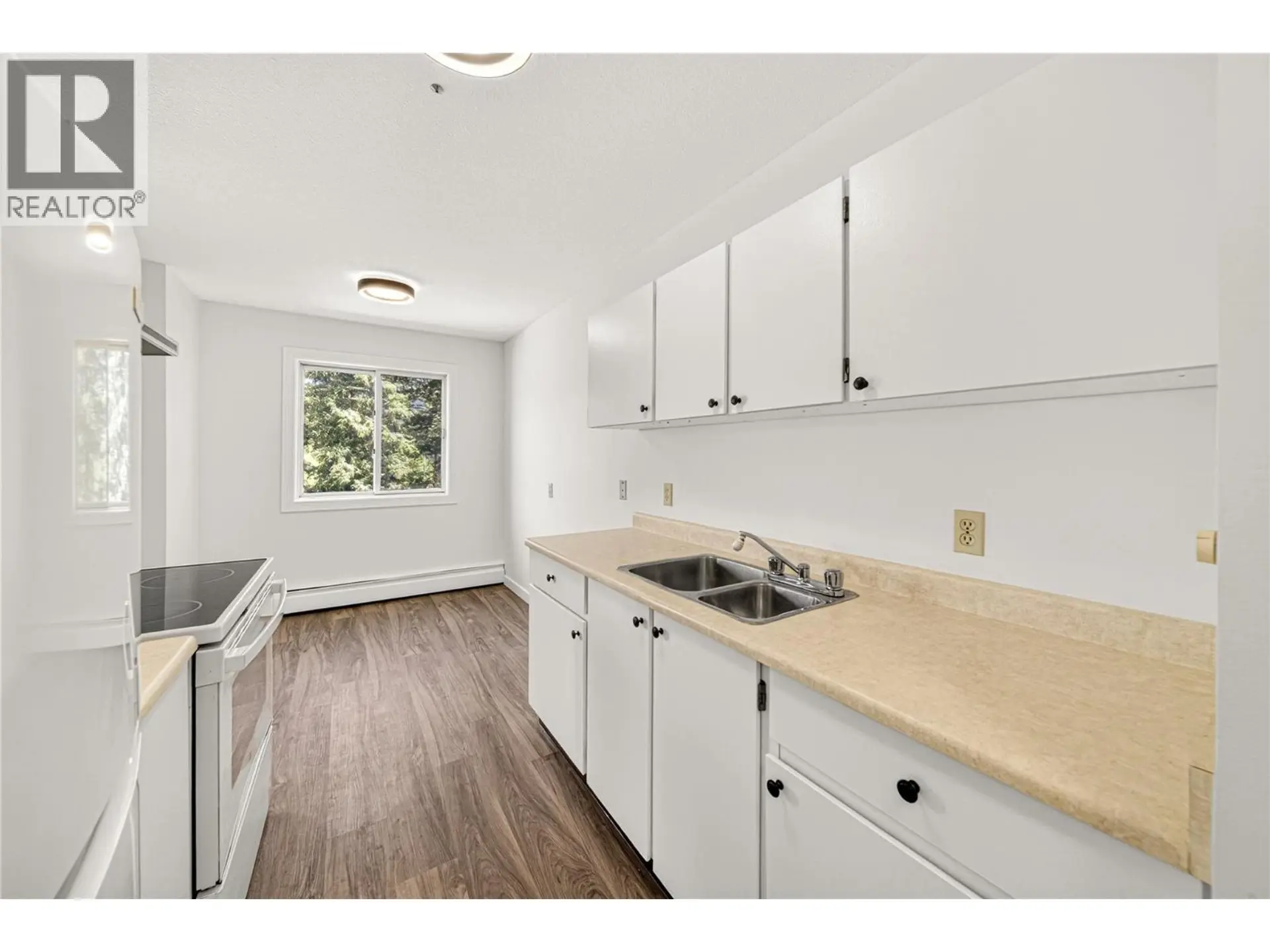 Property at #301B 1299 Ponderosa Drive, Sparwood, BC