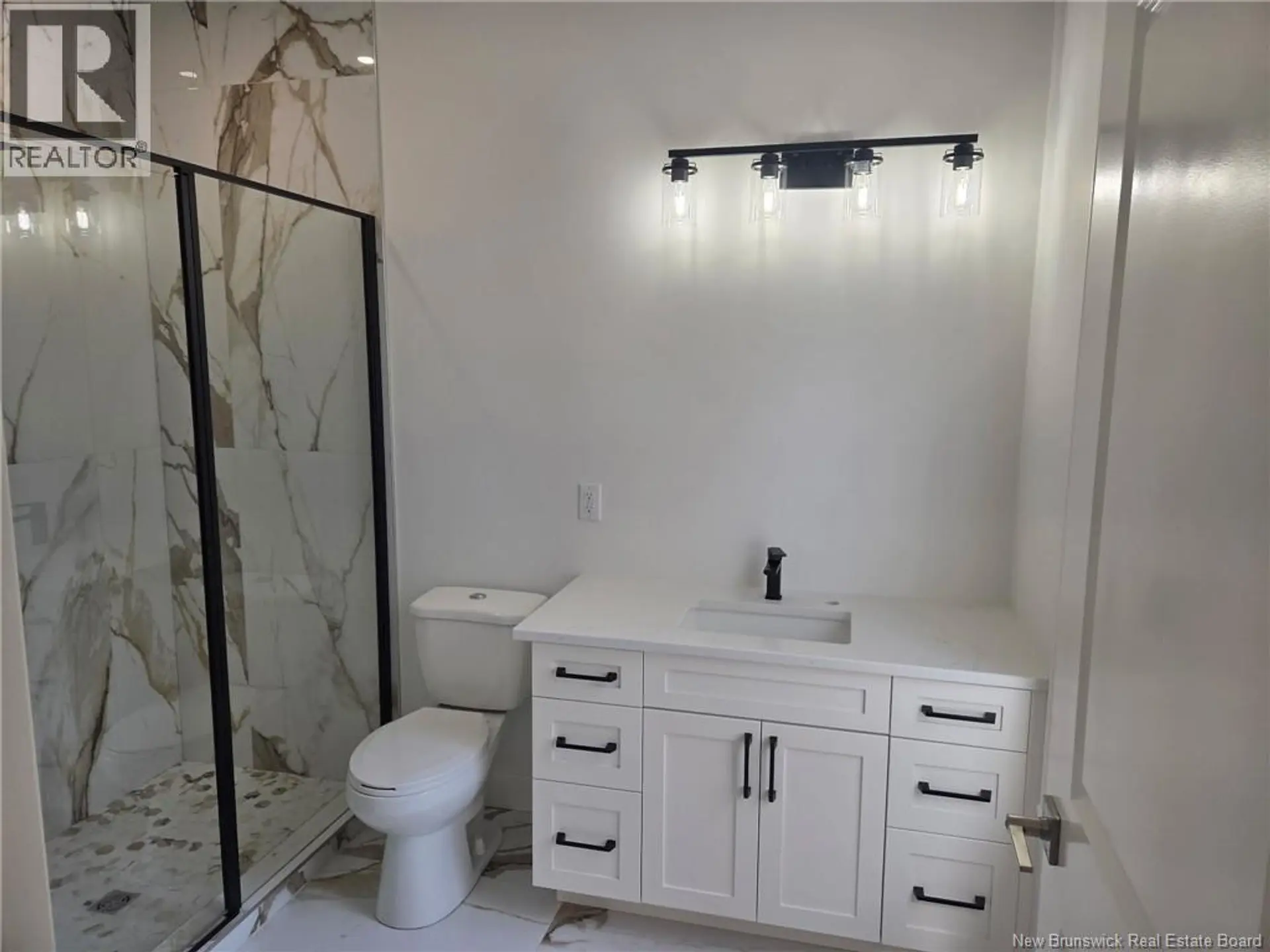 16 Mayflower Street - Image 11