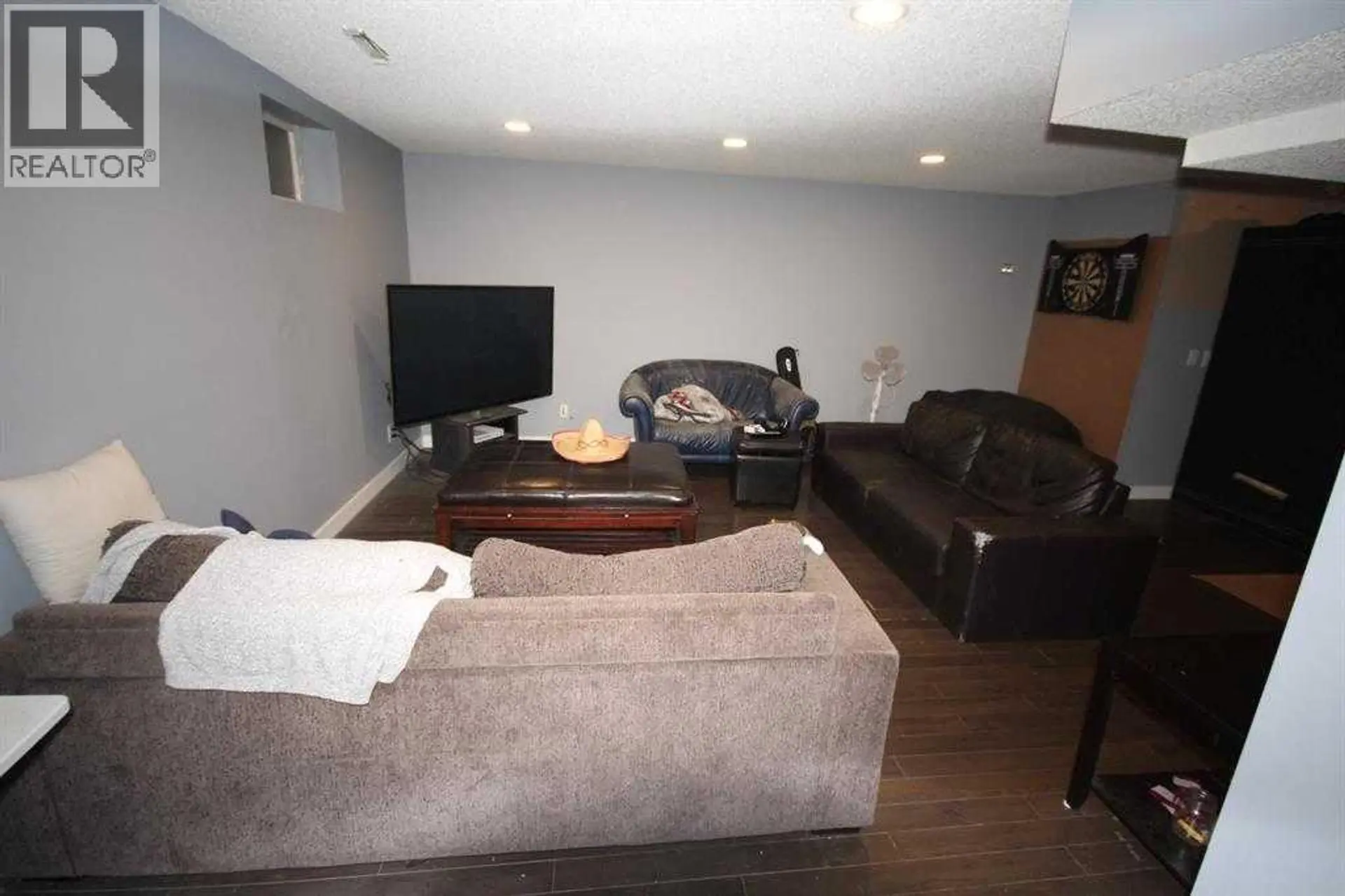 3824 BRANTFORD Drive NW - Image 13